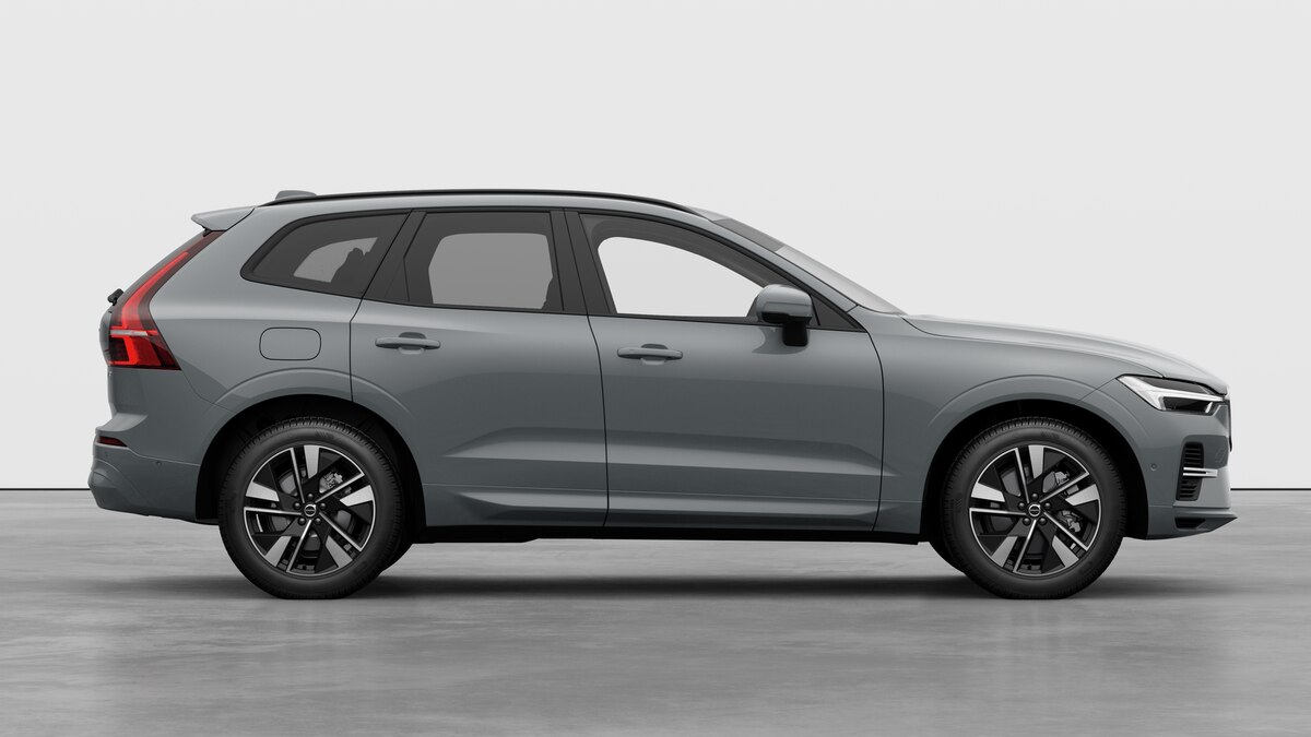 VOLVO XC60 2.0 T6 TE Core eAWD-showroom-element-3