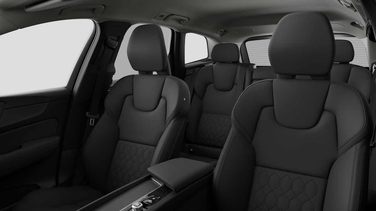 VOLVO XC60 2.0 T6 TE Core eAWD-image-10