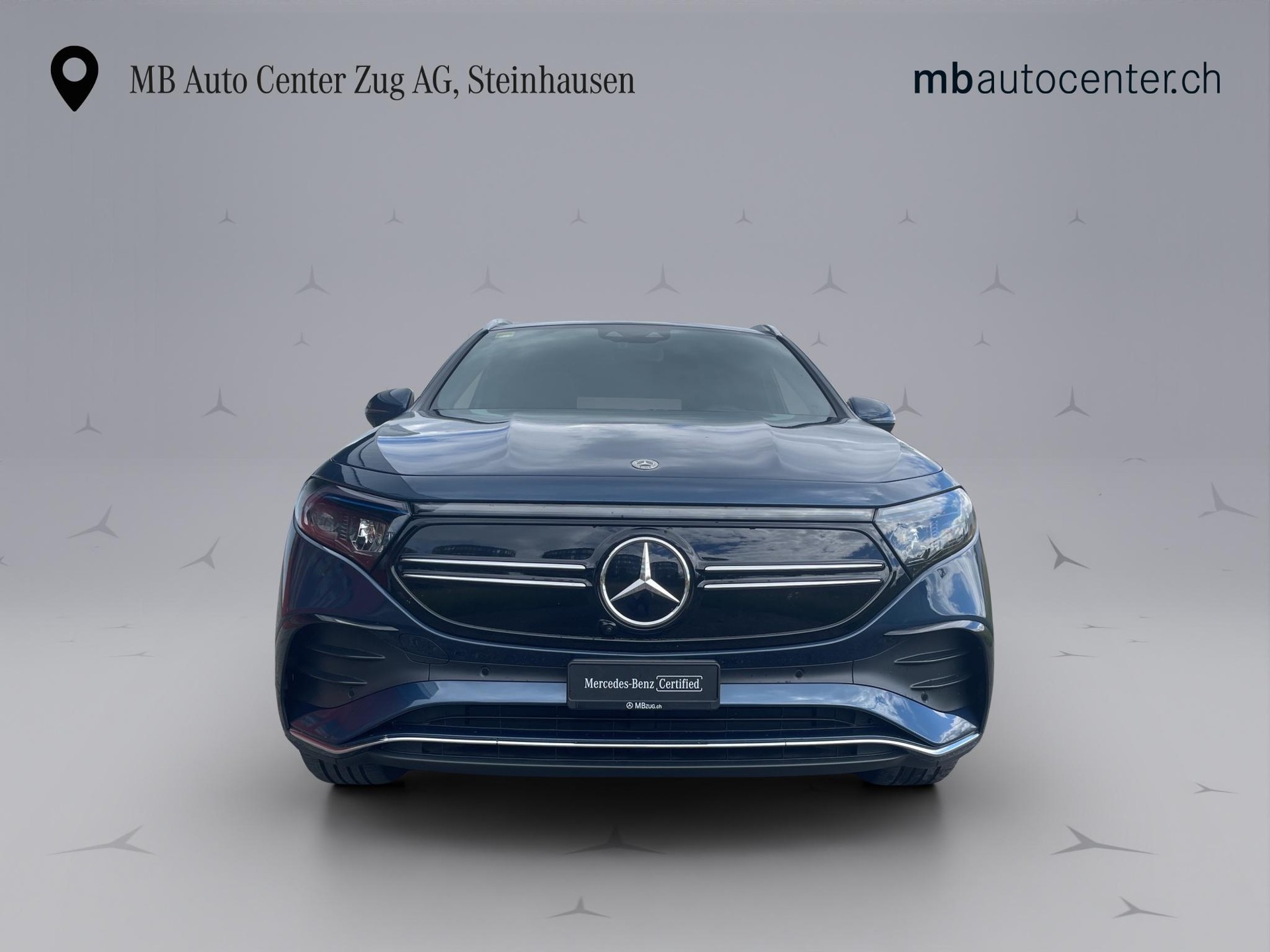 MERCEDES-BENZ EQA 300 Swiss Star AMG Line 4matic-image-8
