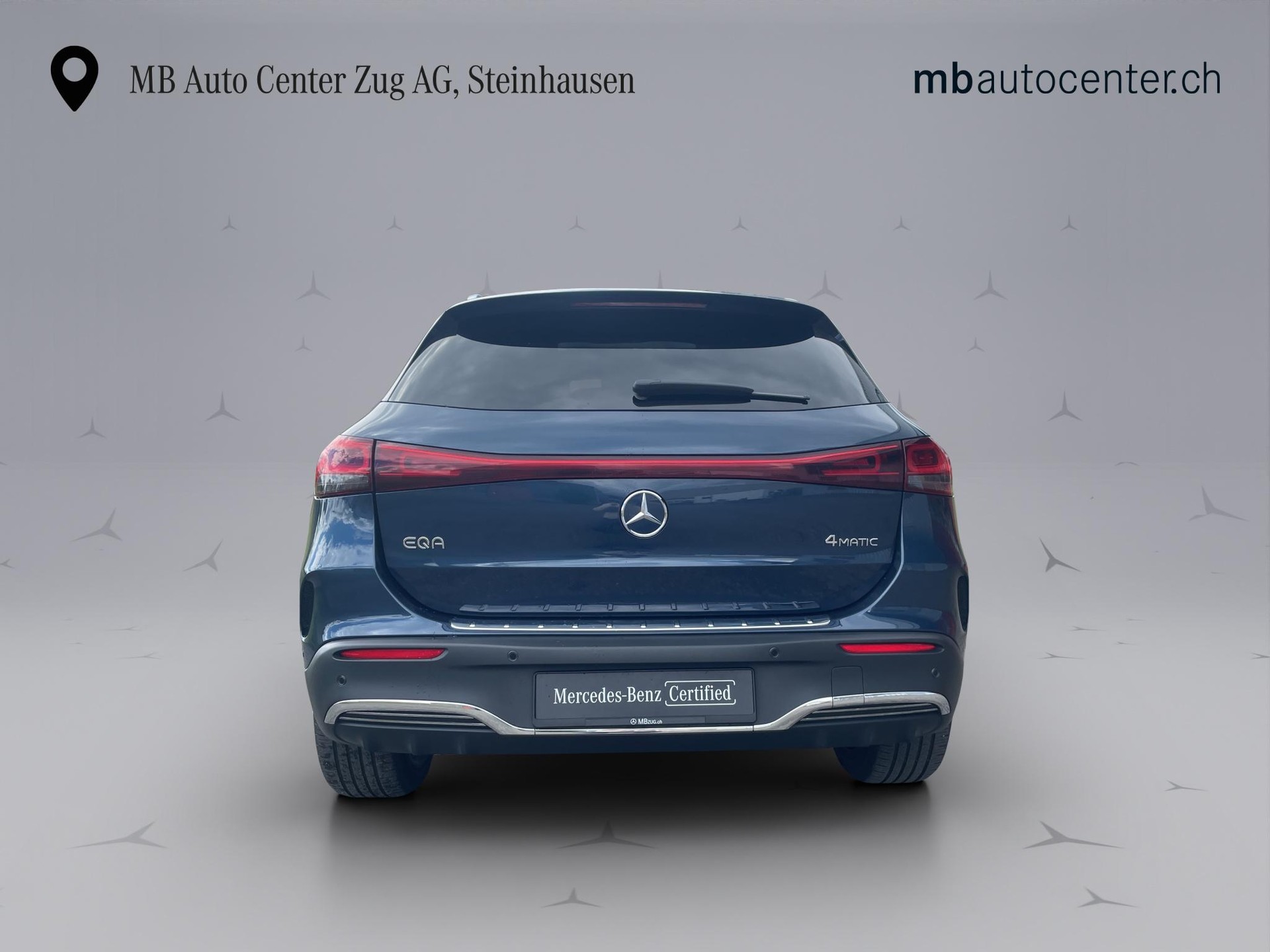 MERCEDES-BENZ EQA 300 Swiss Star AMG Line 4matic-image-4