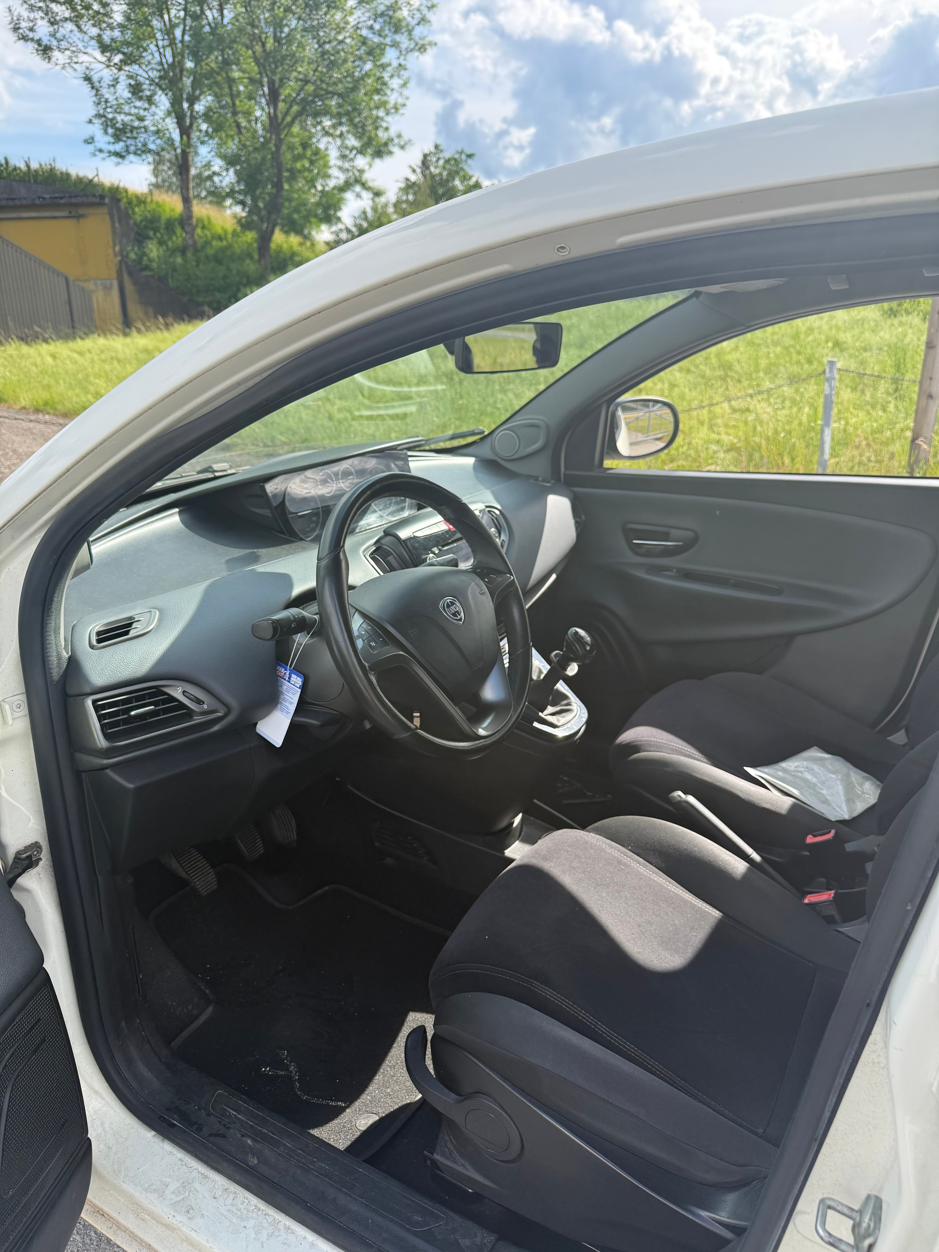 LANCIA Ypsilon 0.9 TwinAir Gold-image-8