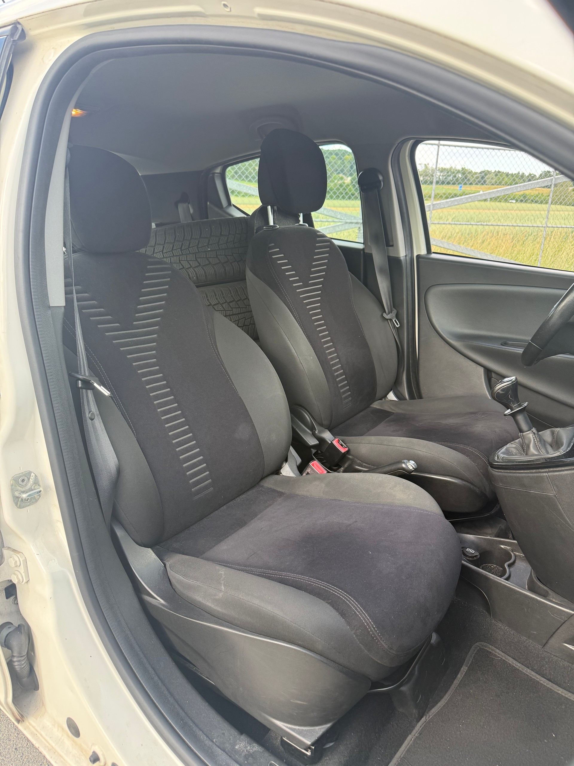 LANCIA Ypsilon 0.9 TwinAir Gold-image-9