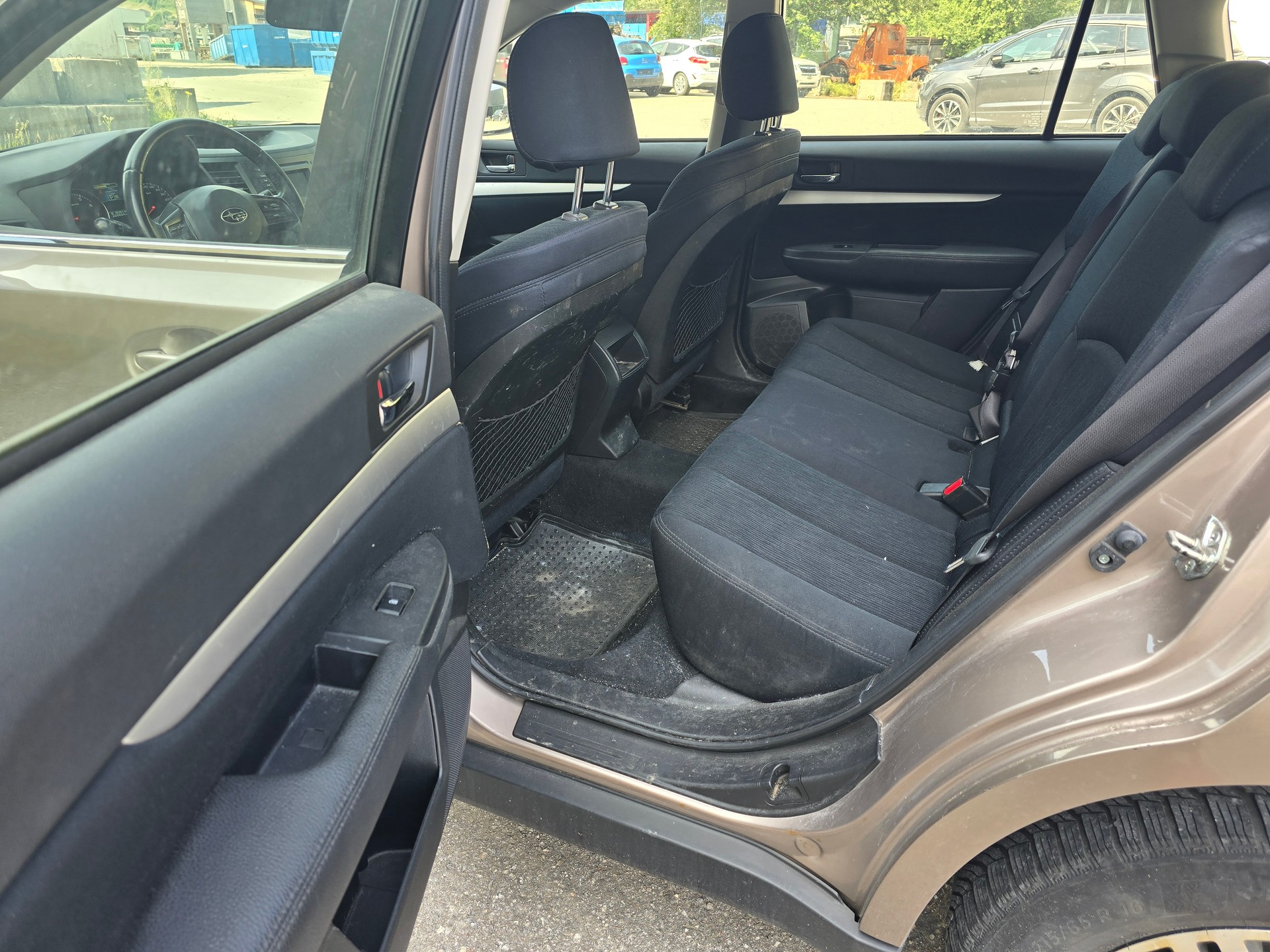 SUBARU Outback 2.5i Swiss Classic AWD Lineartronic-image-7