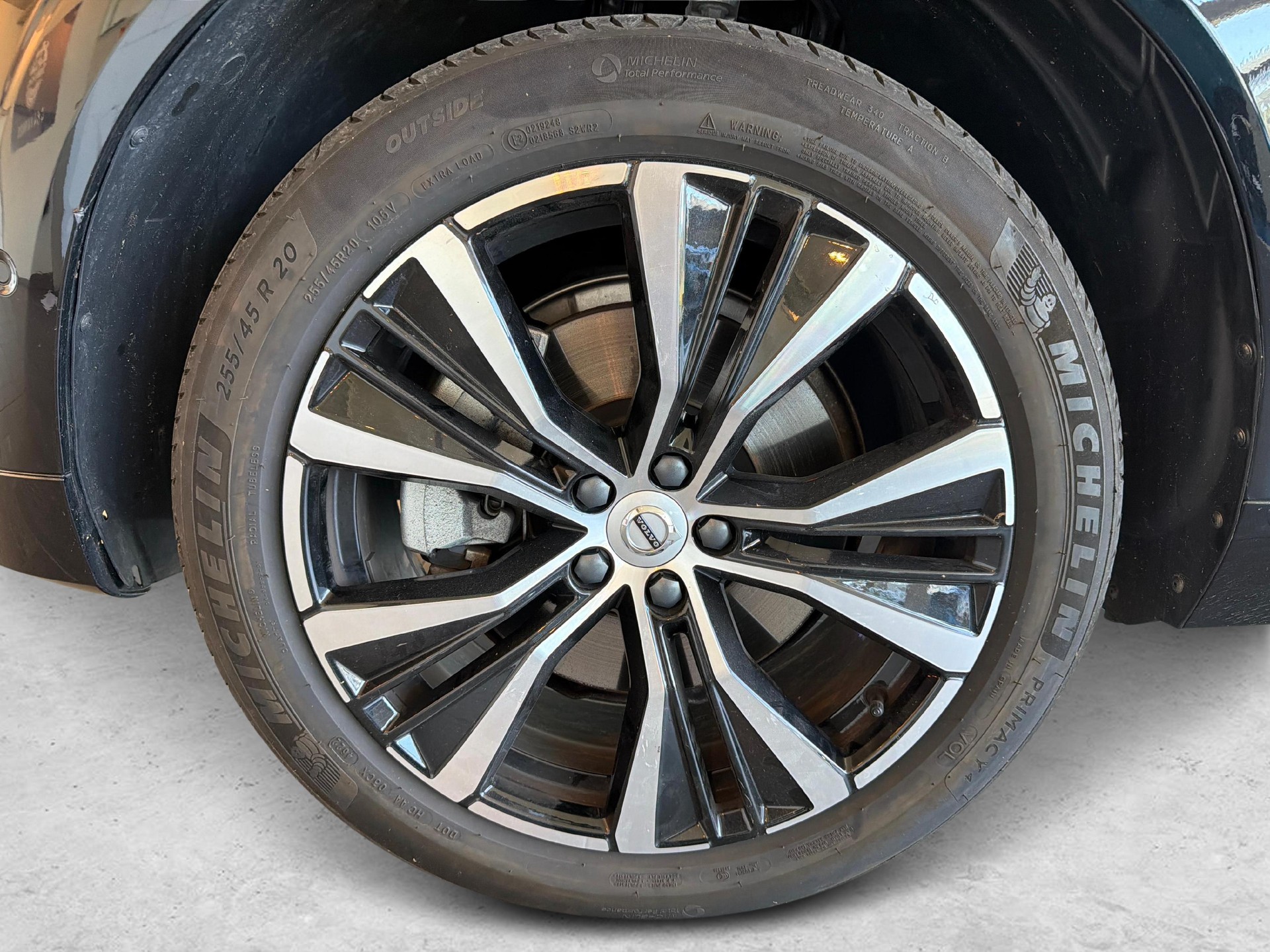 VOLVO XC60 2.0 T8 TE Ultimate Dark eAWD-image-19