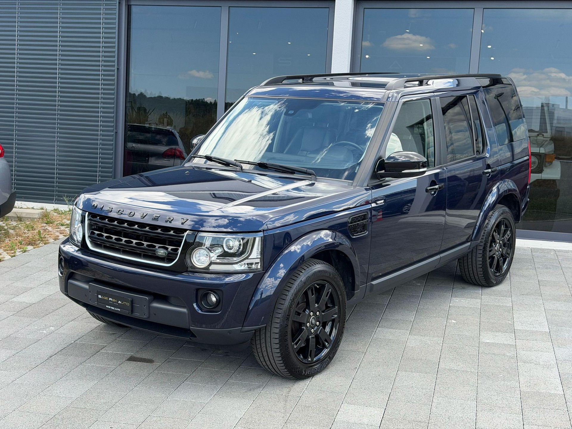LAND ROVER Discovery 3.0 TDV6 210 HSE