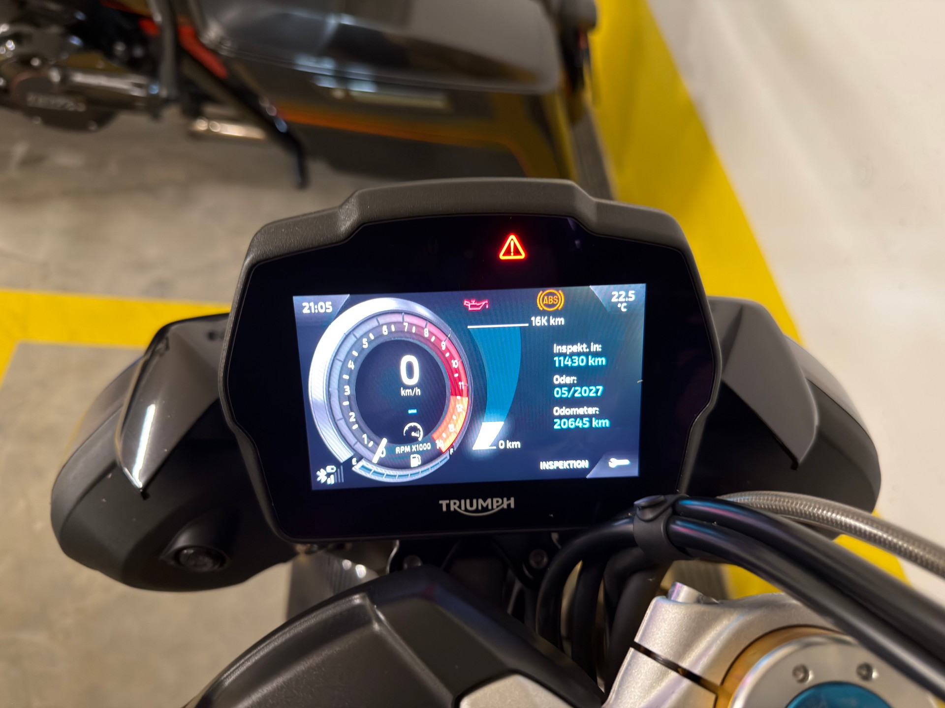 TRIUMPH Speed Triple 1200 RS-image-2