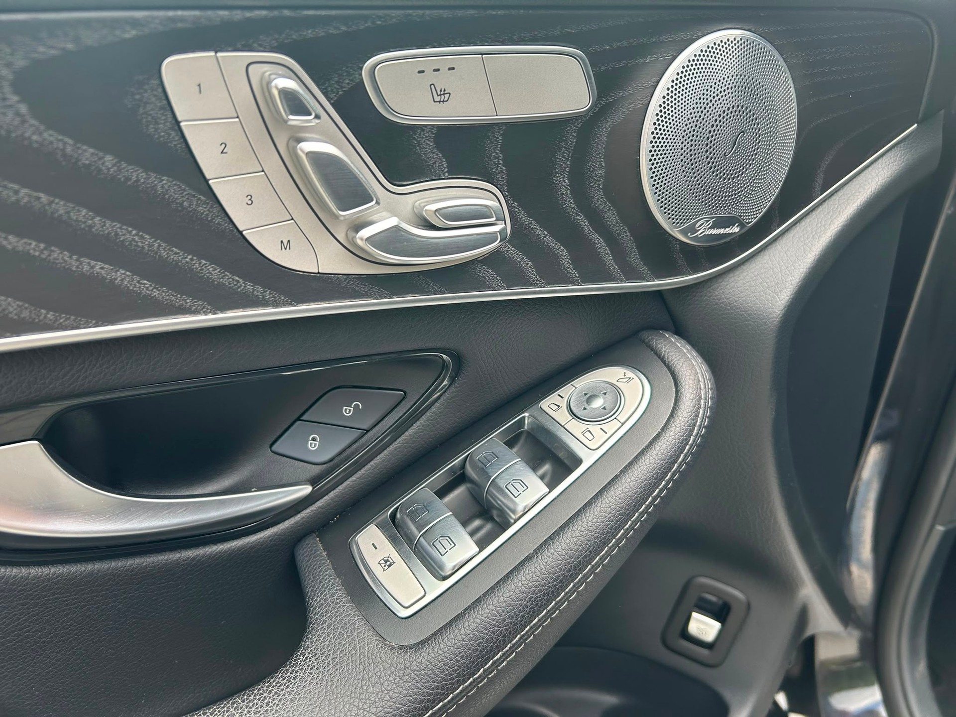 MERCEDES-BENZ GLC Coupé 250 AMG Line 4Matic 9G-Tronic-image-10