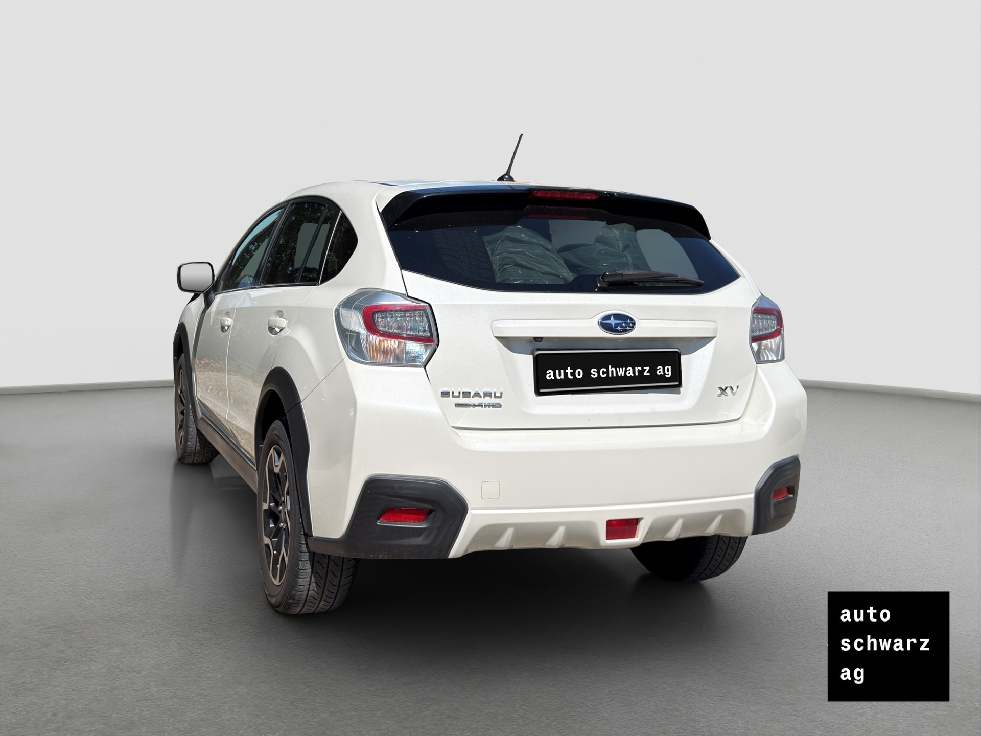 SUBARU XV 2.0 Swiss Two AWD CVT-image-6