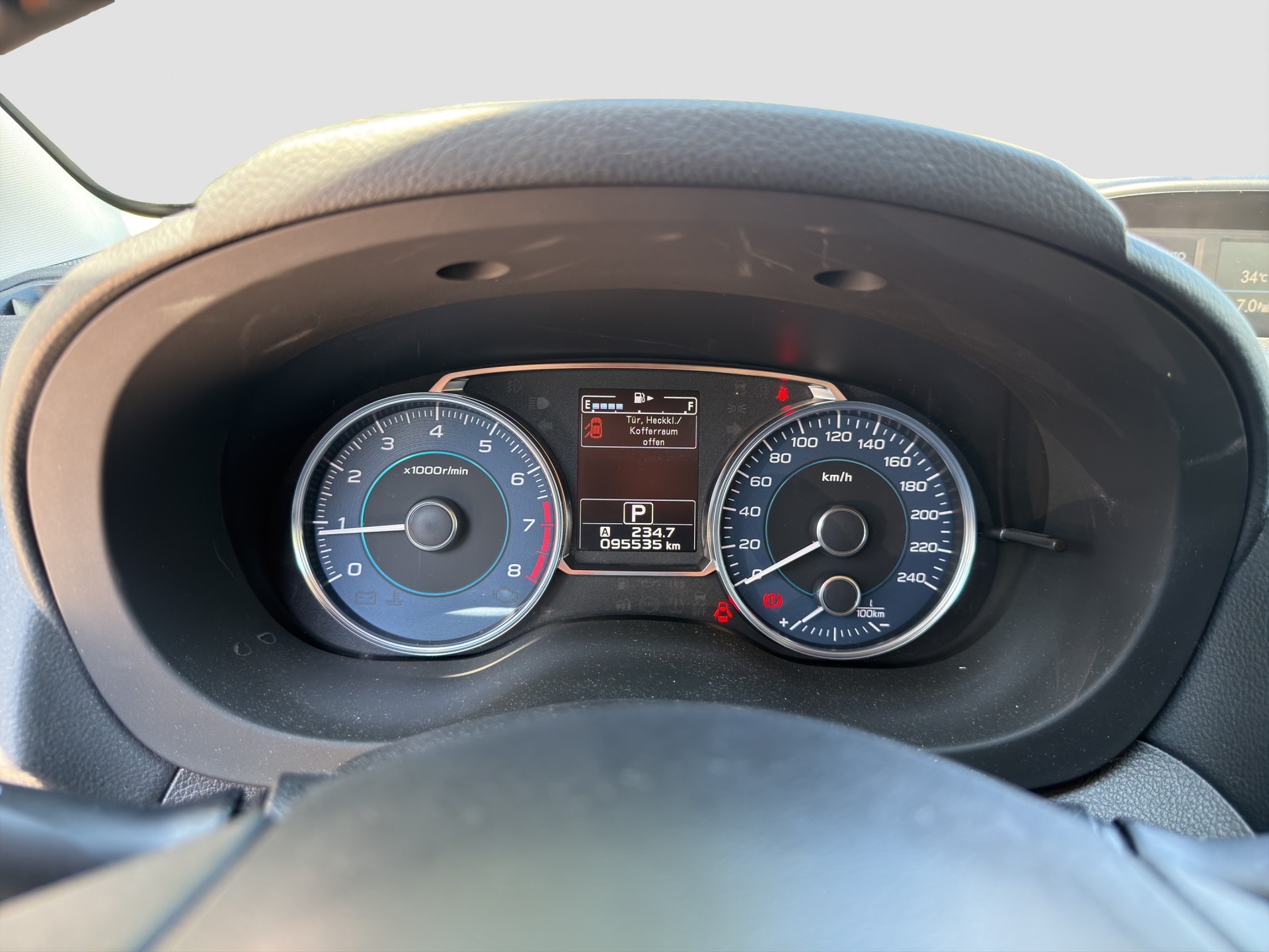 SUBARU XV 2.0 Swiss Two AWD CVT-image-12