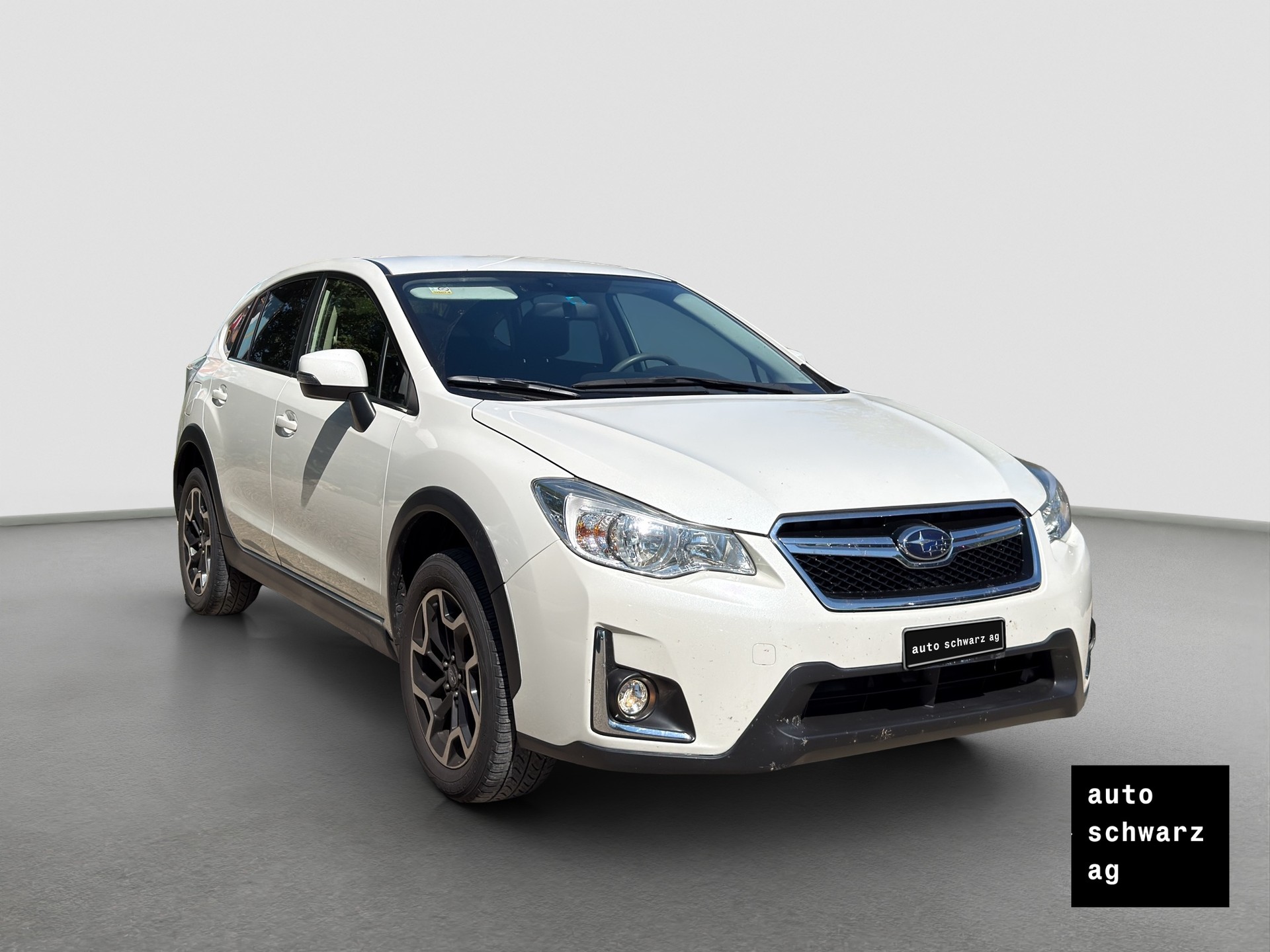 SUBARU XV 2.0 Swiss Two AWD CVT-showroom-element-2