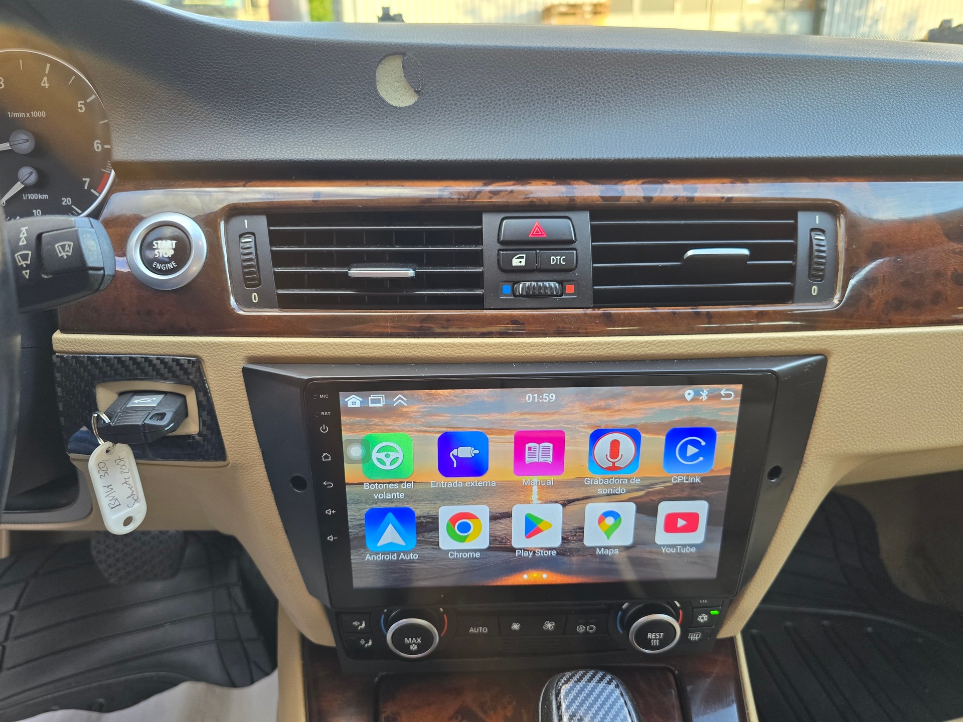 BMW 320i Access Steptronic-image-25