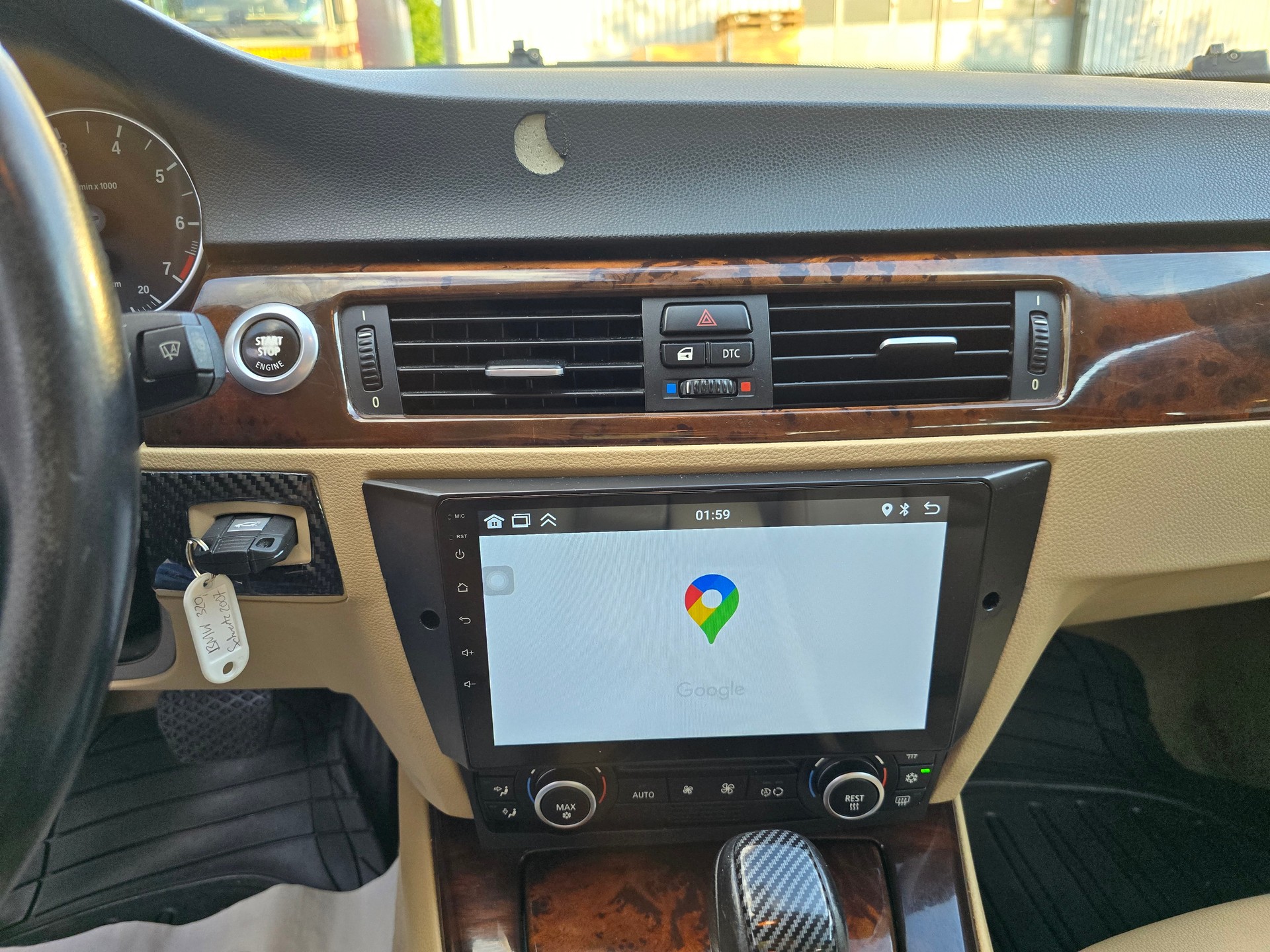 BMW 320i Access Steptronic-image-22