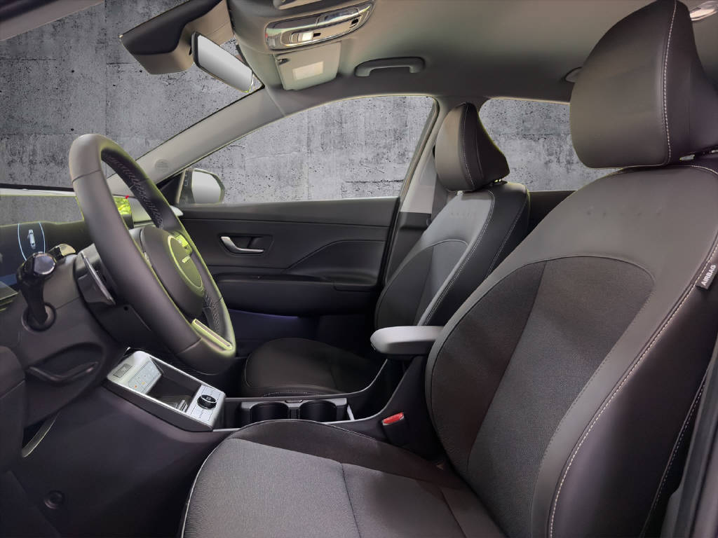 HYUNDAI Kona Electric Amplia 65kWh Heat Pump-image-6
