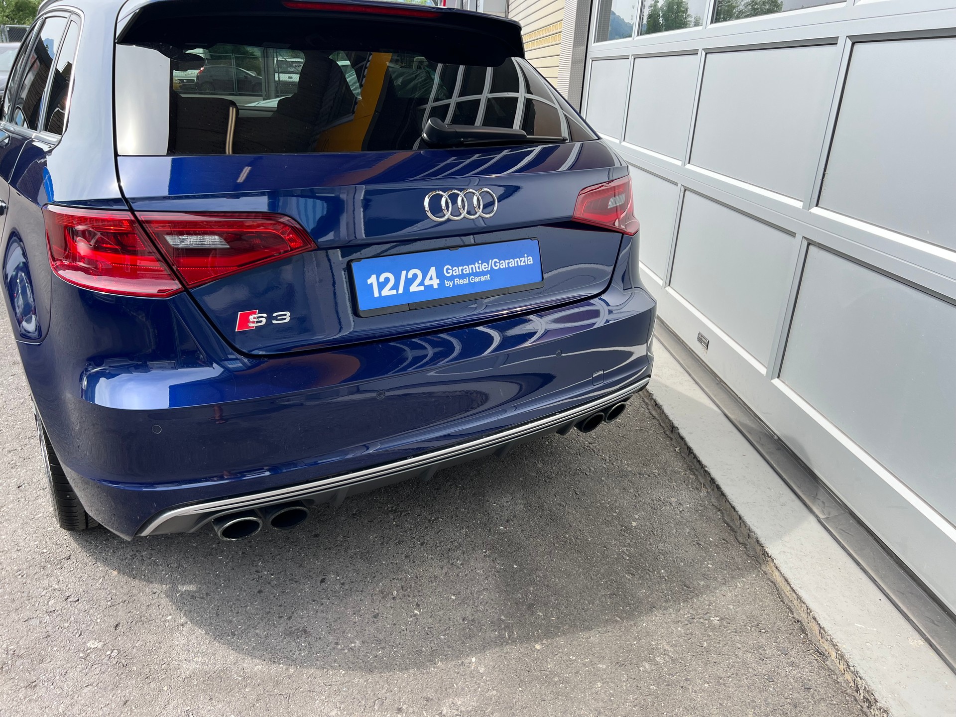 AUDI S3 Sportback 2.0 TFSI 4x4 S-tronic ABT 360 PS ** Leder * Navigation * frisch ab MFK* 1 Jahr Garantie möglich **-showroom-element-3