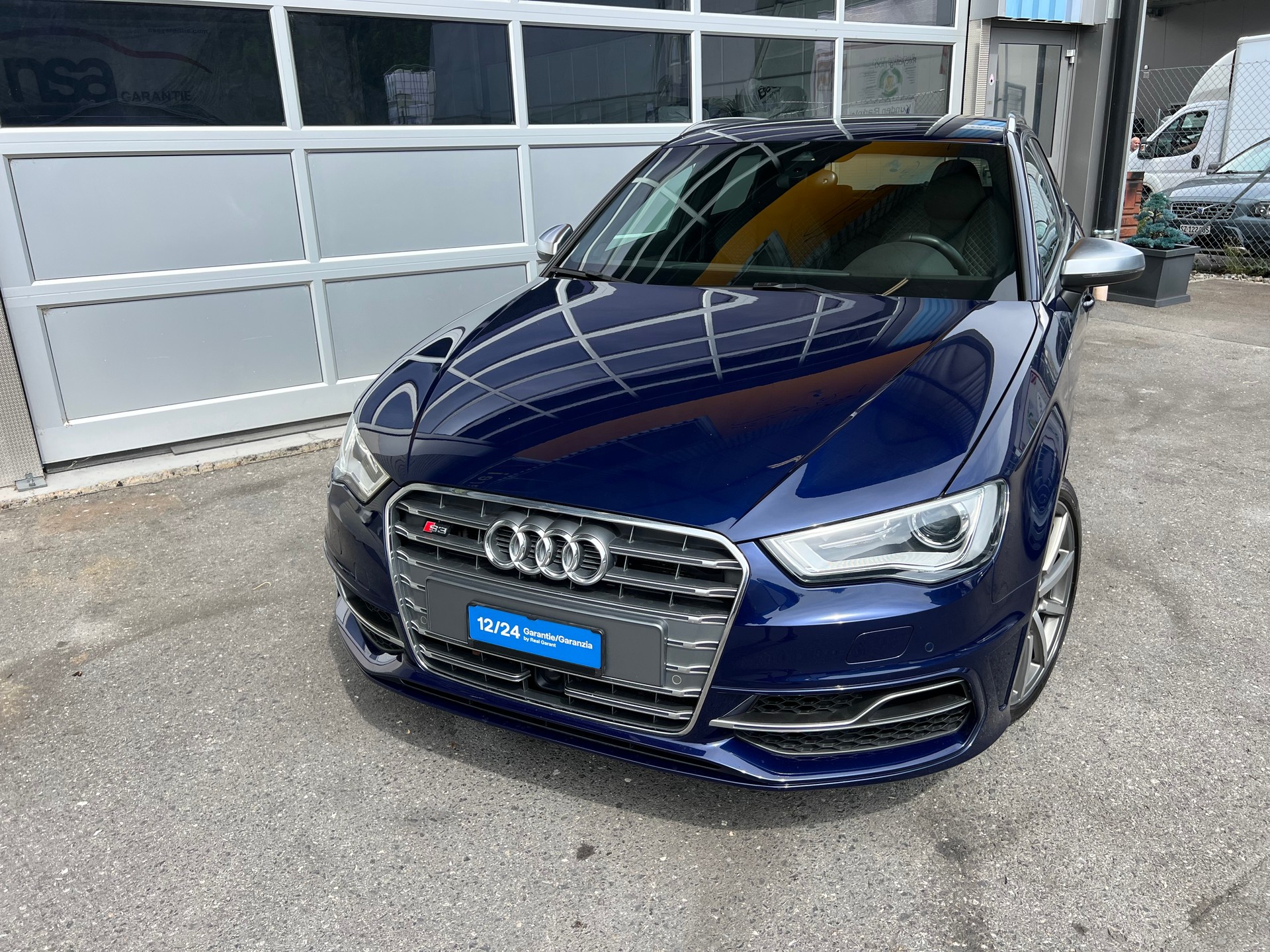 AUDI S3 Sportback 2.0 TFSI 4x4 S-tronic ABT 360 PS ** Leder * Navigation * frisch ab MFK* 1 Jahr Garantie möglich **-showroom-element-1