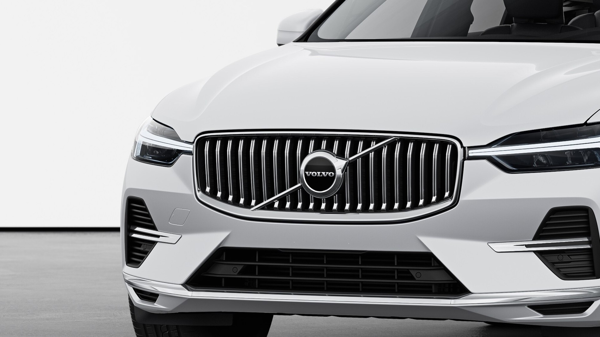 VOLVO XC60 2.0 T6 TE Core eAWD-image-13