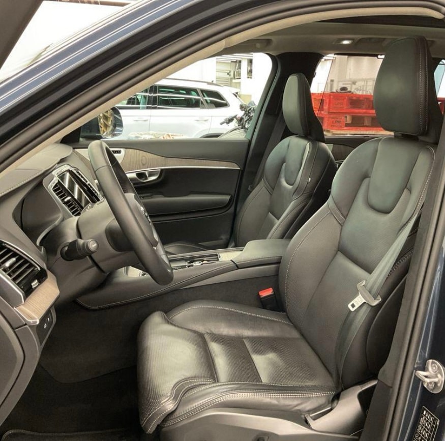 VOLVO XC90 T8 eAWD PluginHybrid Ultimate Bright 7P Geartronic-image-4
