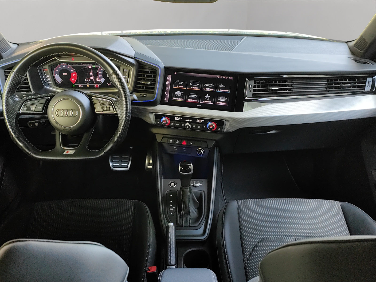 AUDI A1 Sportback 35 TFSI S Line S-tronic-image-9