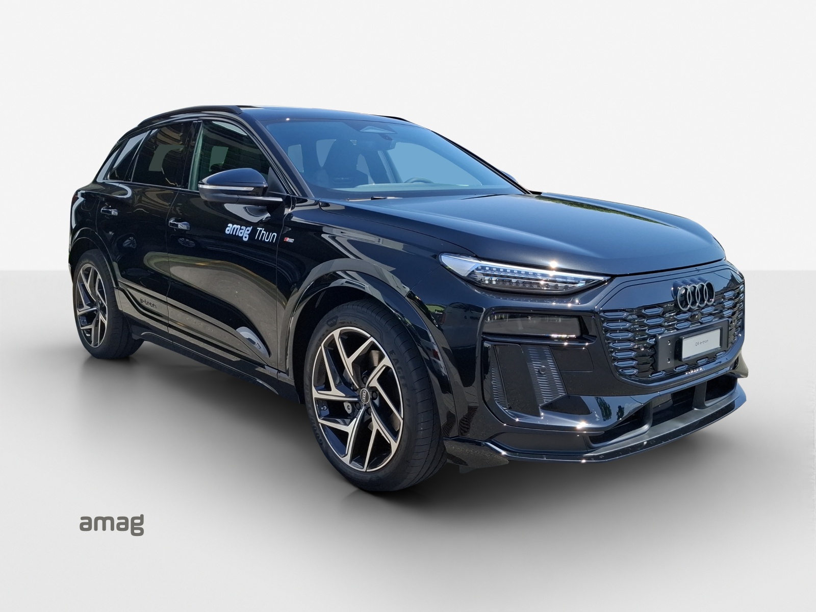 AUDI Q6 e-tron quattro-image-5