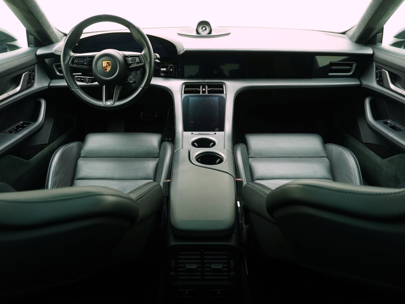 PORSCHE Taycan Turbo-image-14