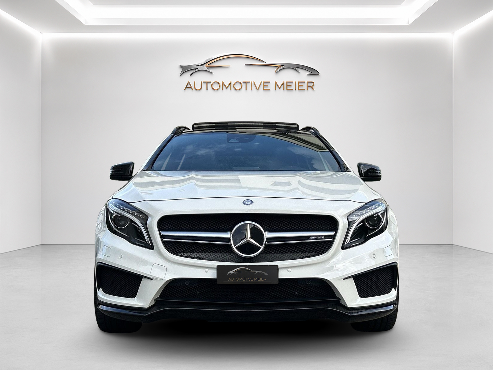 MERCEDES-BENZ GLA 45 AMG 4Matic 7G-DCT -AMG Sportauspuff ohne OPF-AMG Sportfahrwerk--showroom-element-3