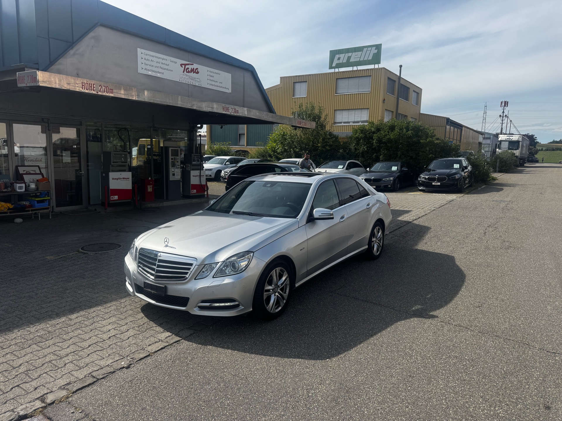 MERCEDES-BENZ E 350 CGI BlueEff. Avantgarde 4Matic 7G-Tronic