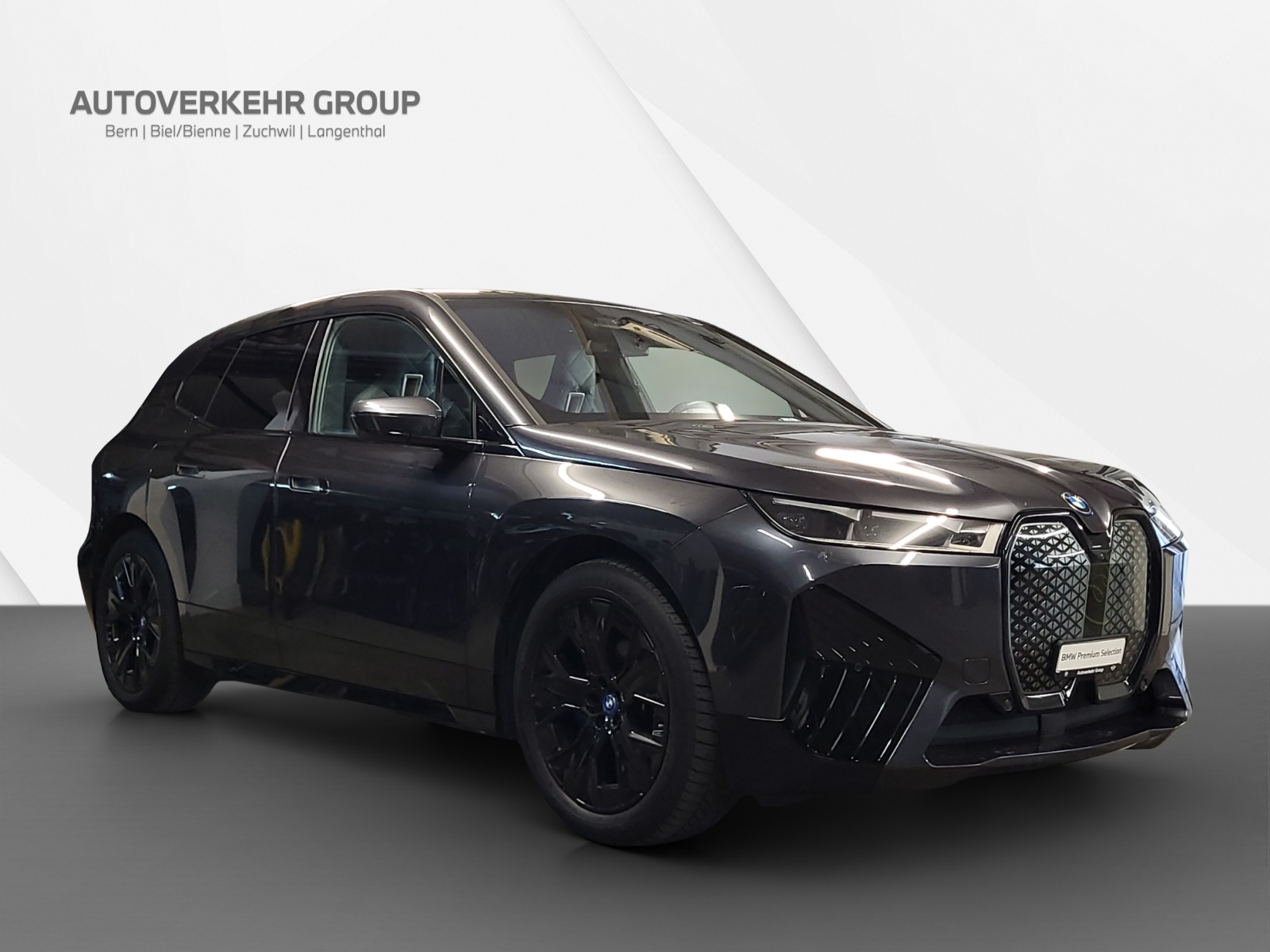 BMW iX xDrive40-showroom-element-2