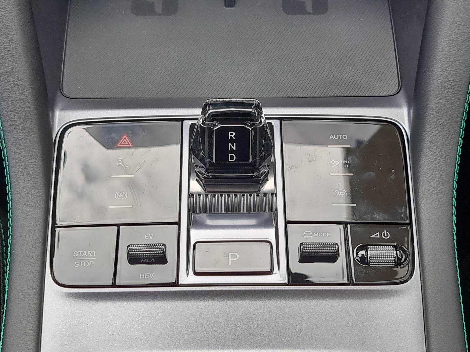 BYD Seal U DM-i Design AWD-image-11