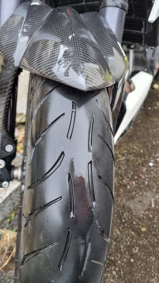 KTM 690 Duke R-image-9