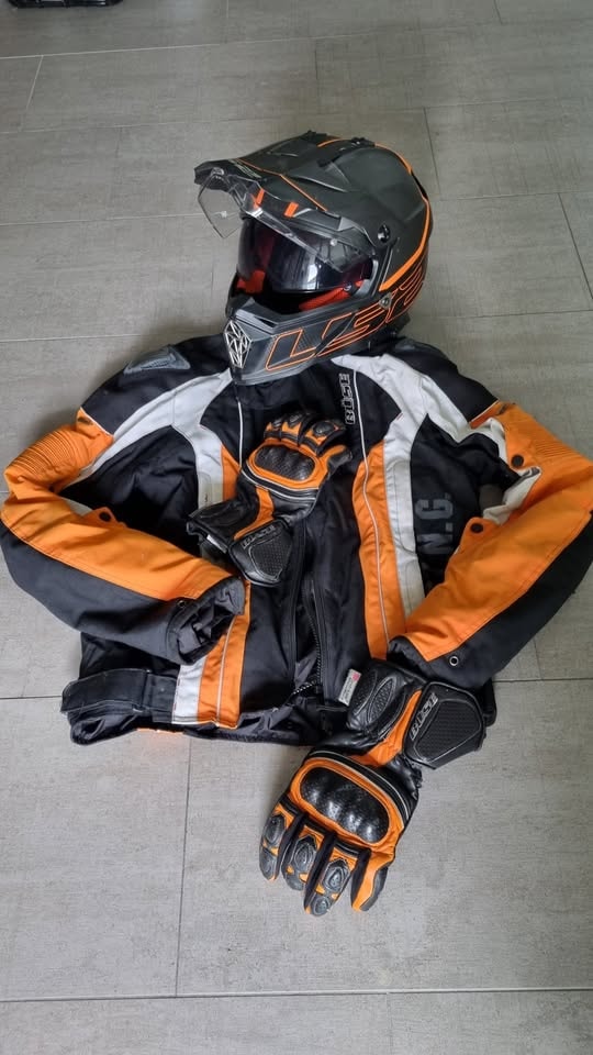KTM 690 Duke R-image-15