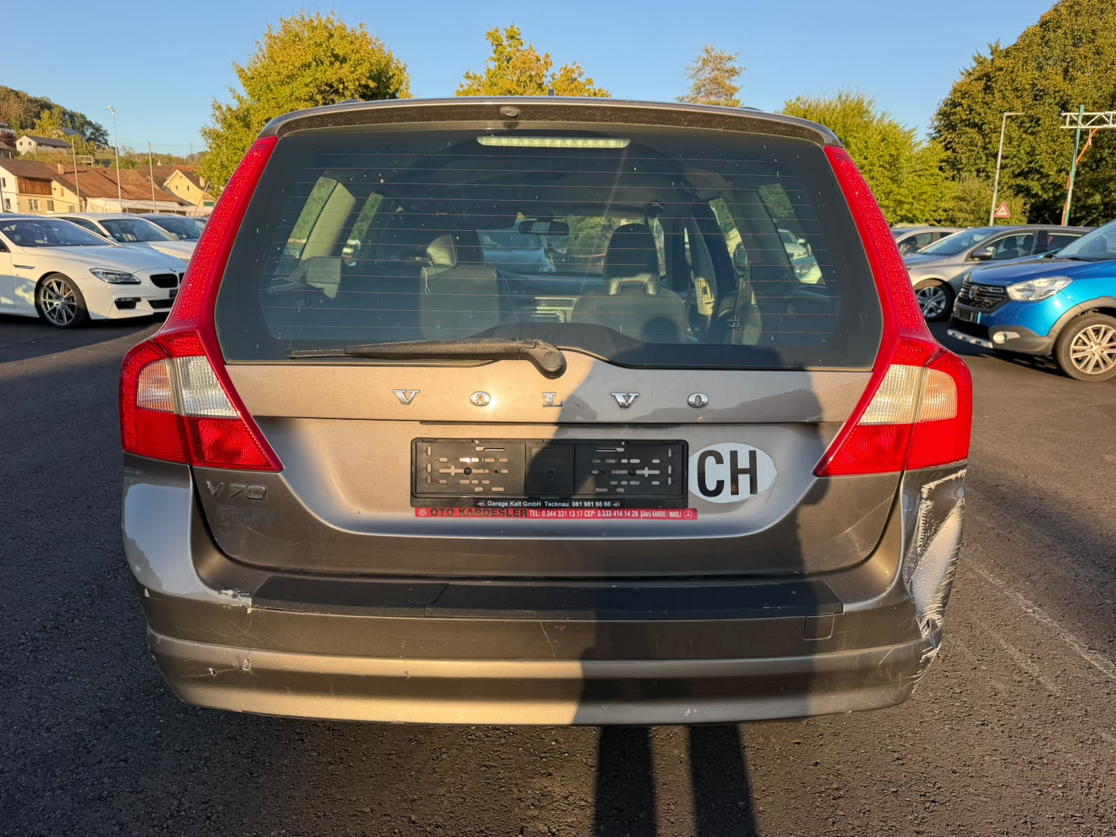 VOLVO V70 2.4D Kinetic Geartronic-showroom-element-3