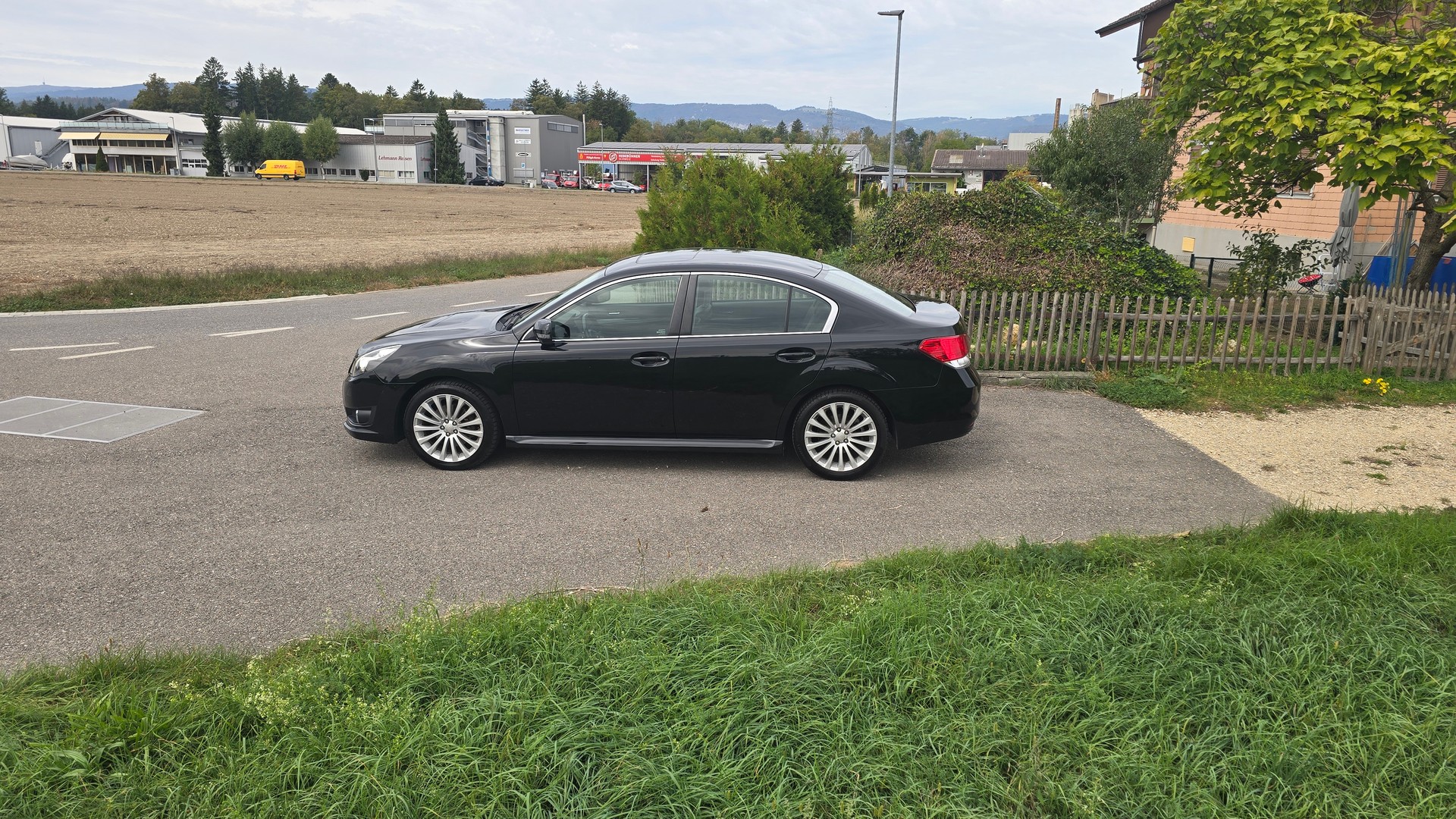 SUBARU Legacy 2.5GT Executive S AWD Automatic-showroom-element-1