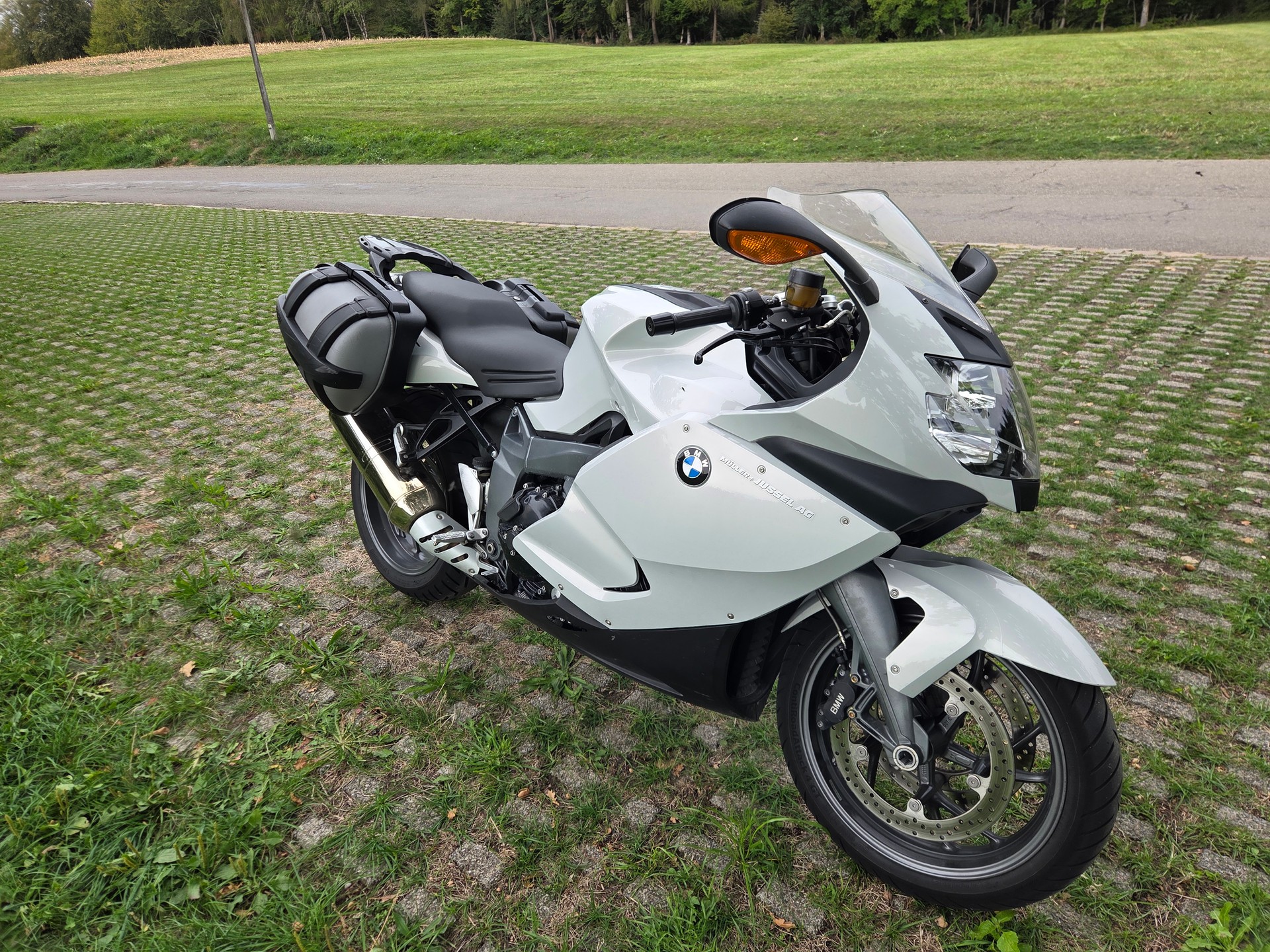 BMW K 1300 S-image-1