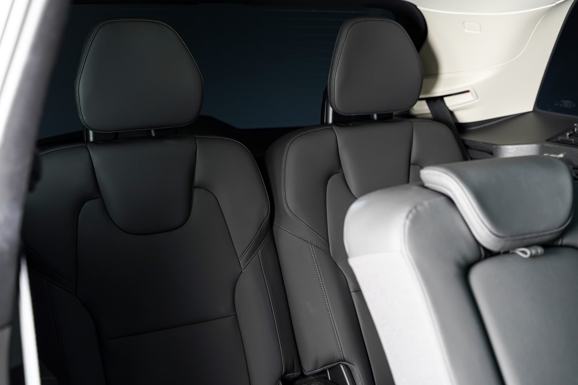 VOLVO XC90 B5 Benzin Mild Hybrid AWD Plus Bright Geartronic-image-20