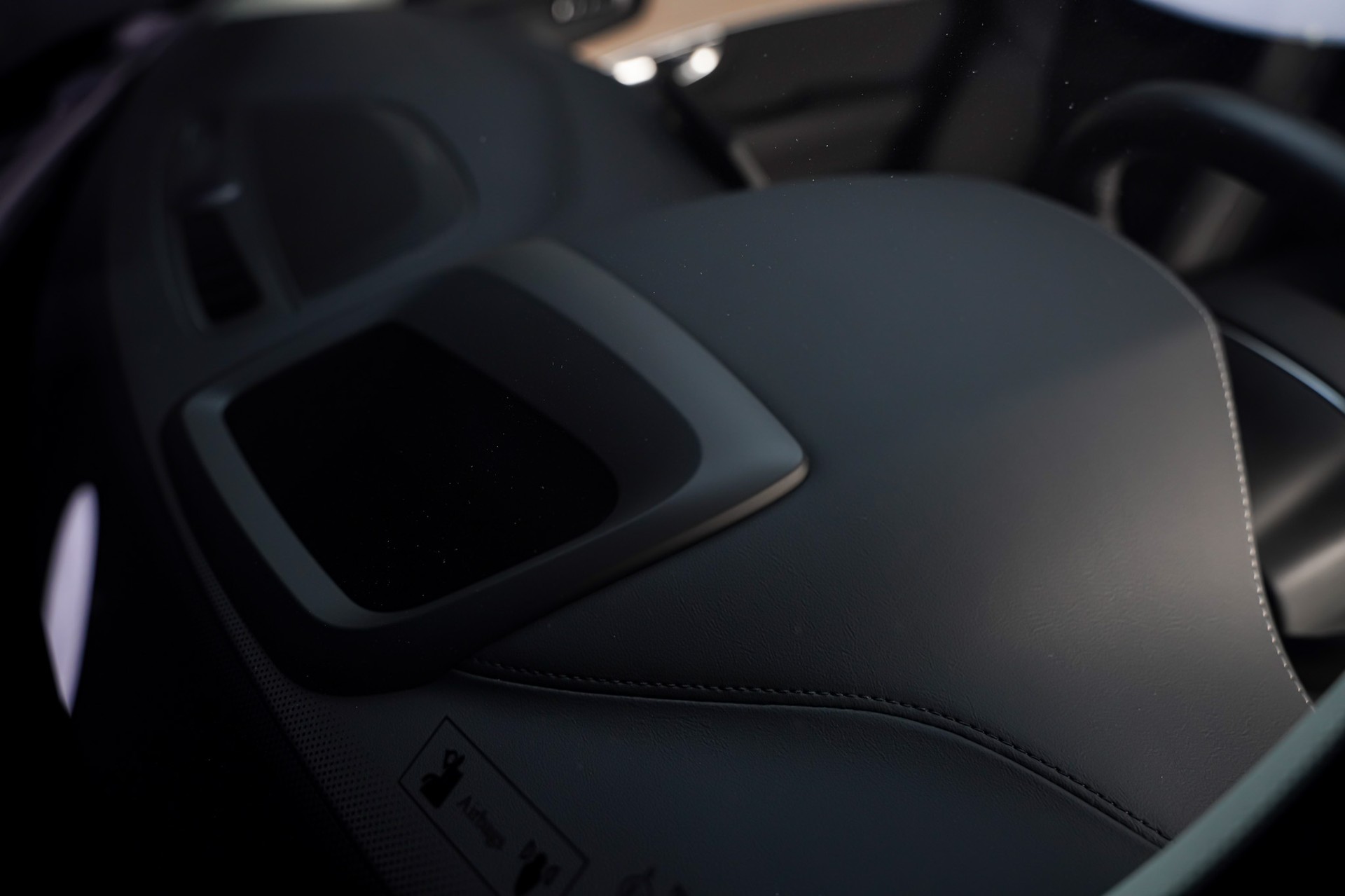 VOLVO XC90 B5 Benzin Mild Hybrid AWD Plus Bright Geartronic-image-16