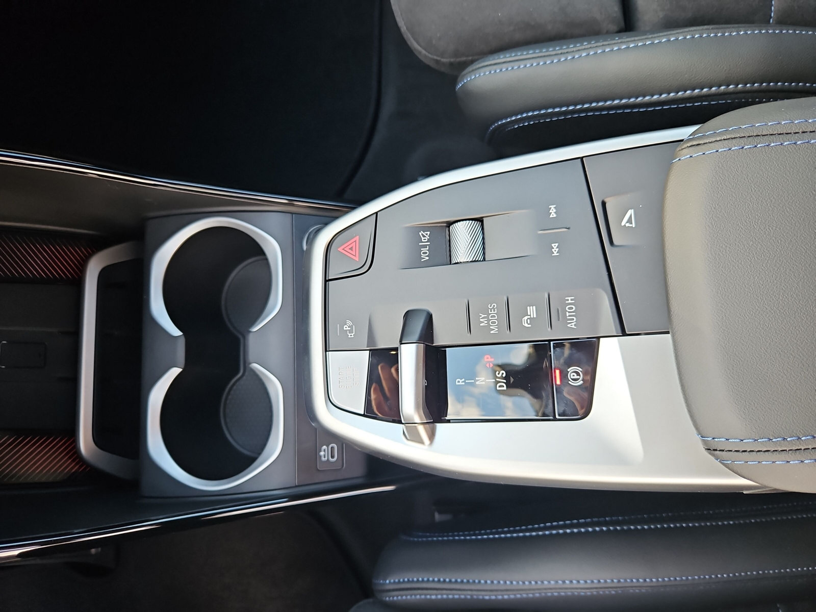 BMW X1 xDrive 25e M Sport-image-26