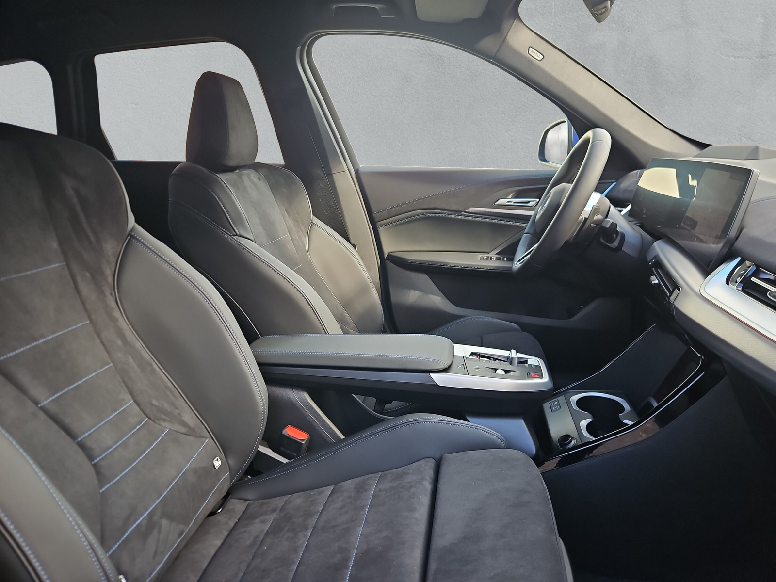 BMW X1 xDrive 25e M Sport-image-12