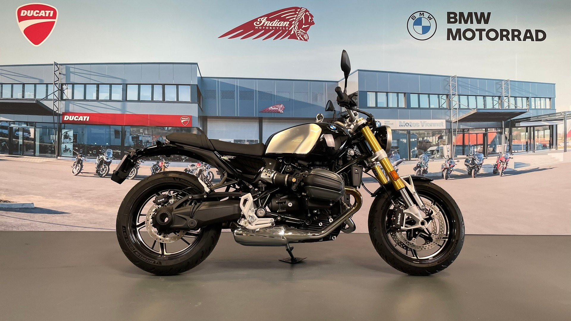BMW R 12 nine T Service inclus 3 ans ou 30'000KM + 1'000CHF de prime inclus-image-4