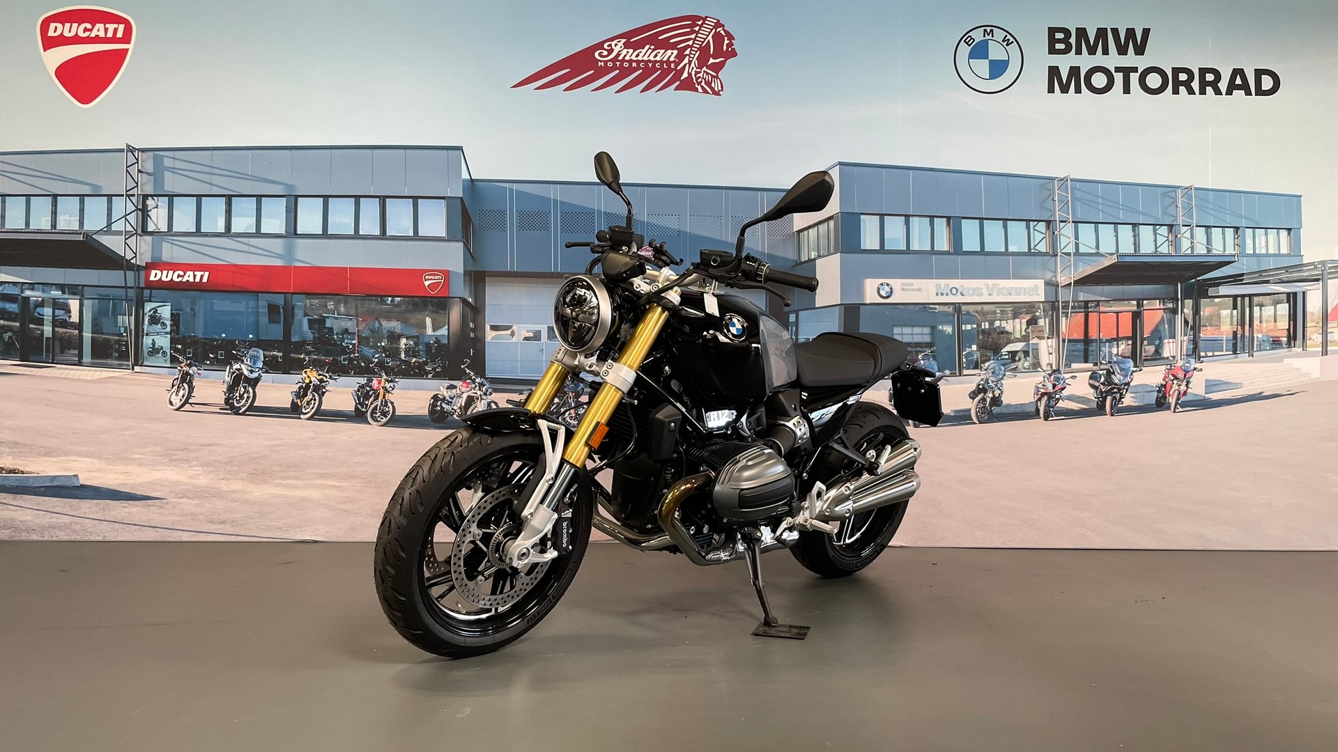 BMW R 12 nine T Service inclus 3 ans ou 30'000KM + 1'000CHF de prime inclus-image-2