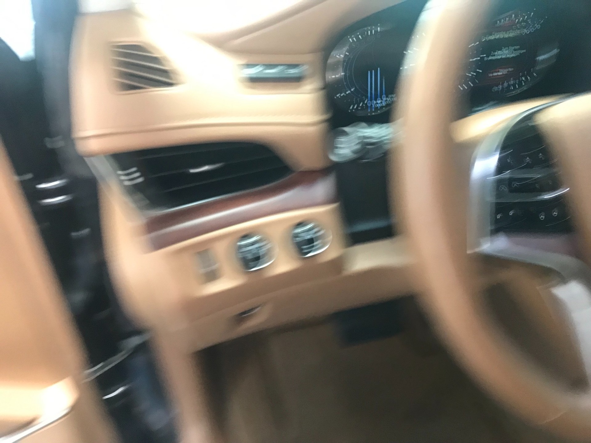CADILLAC Escalade 6.2 Platinum Automatic-image-10
