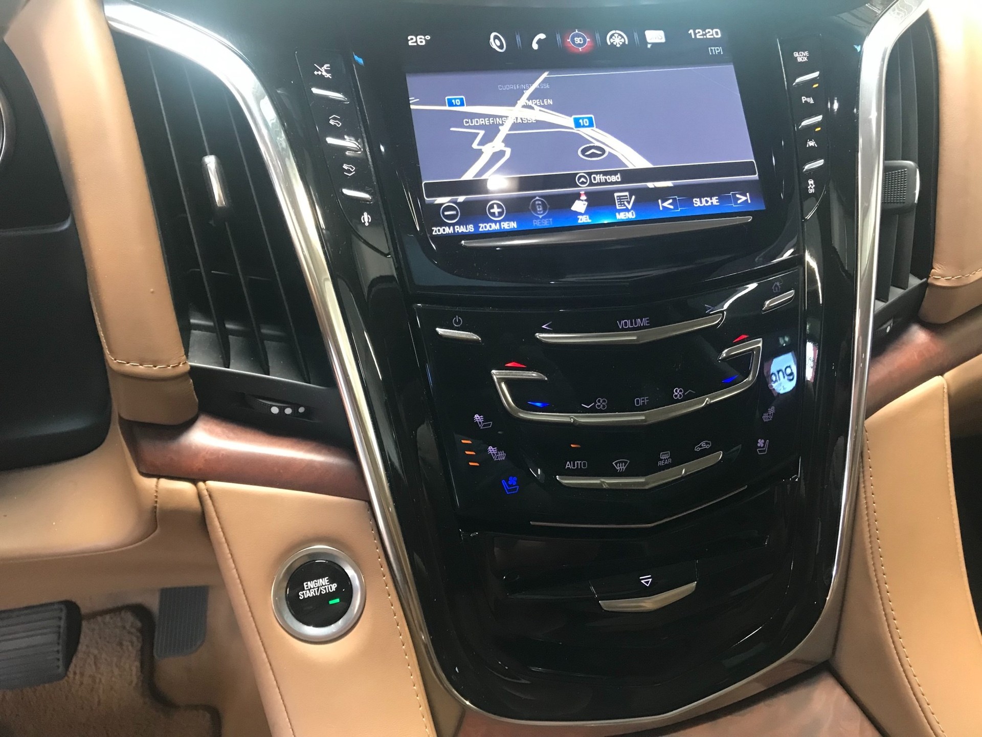 CADILLAC Escalade 6.2 Platinum Automatic-image-12