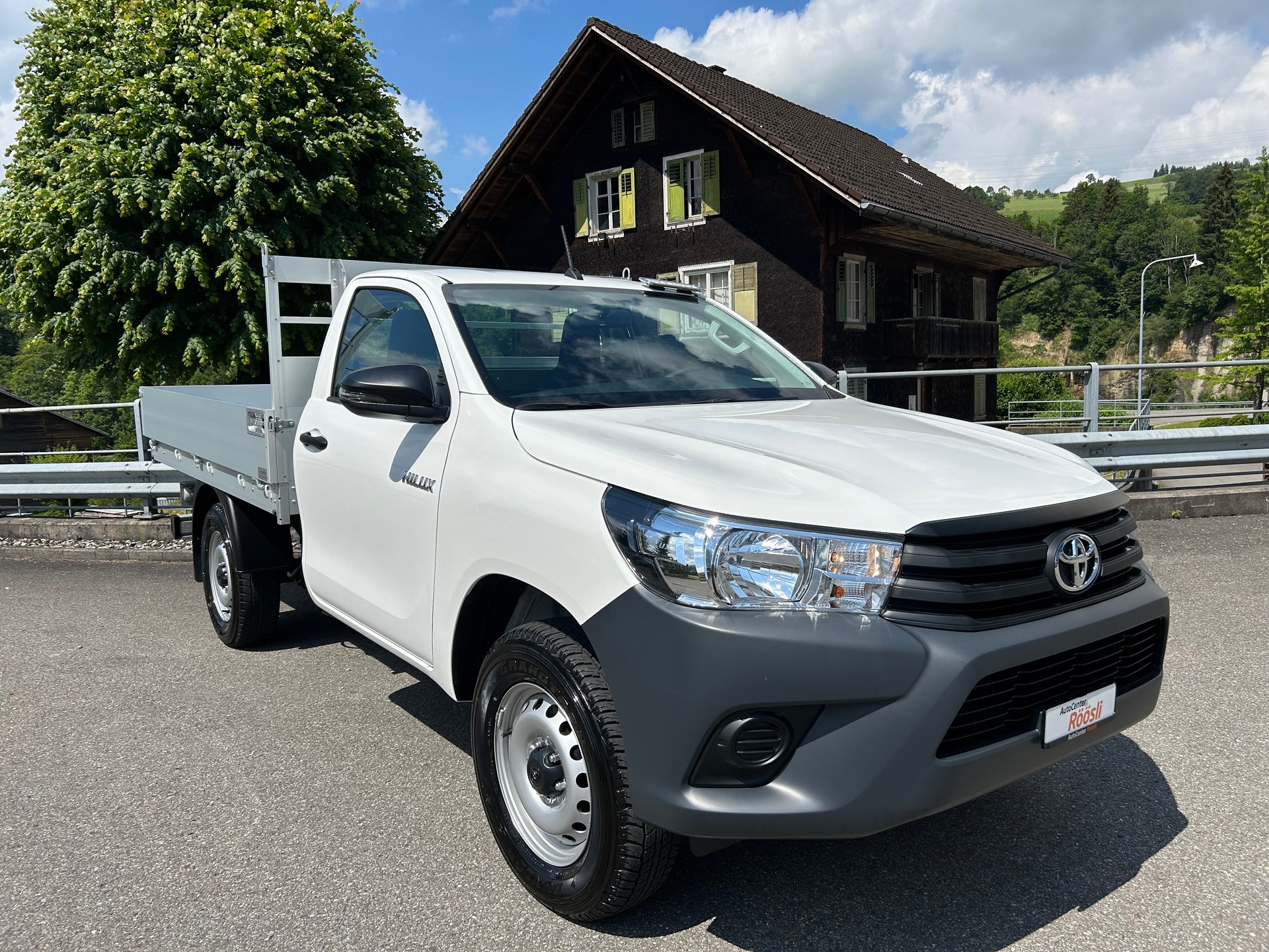 TOYOTA Hilux 2.4D-4D Single Cab 4x4 Alubrücke-image-5