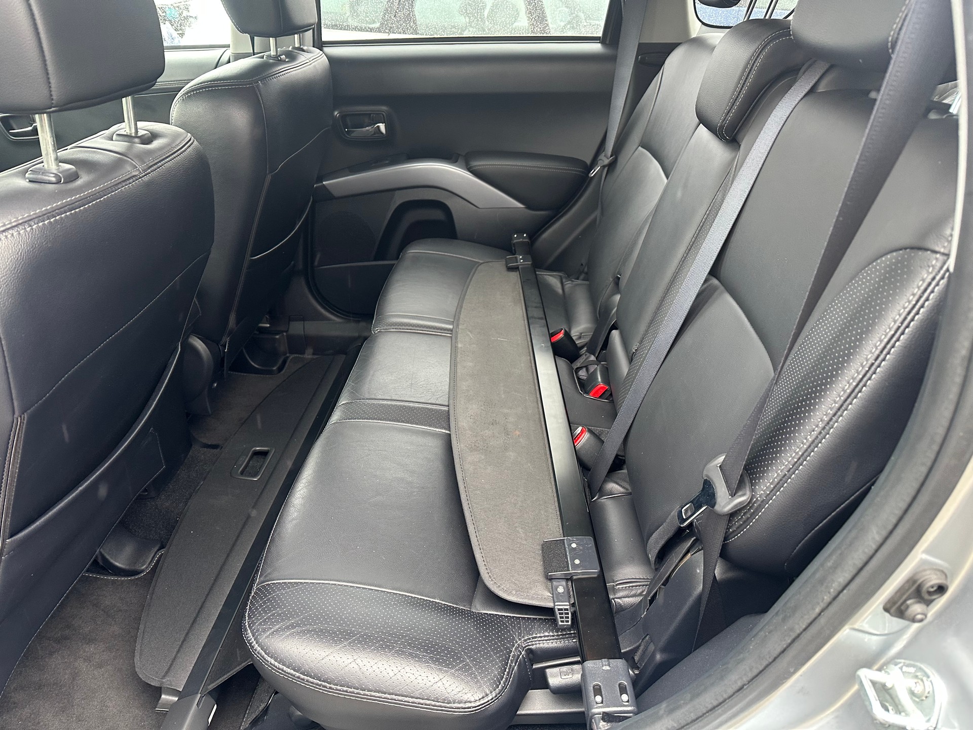 CITROEN C-Crosser 2.2 HDi Rossignol DCS6-image-8