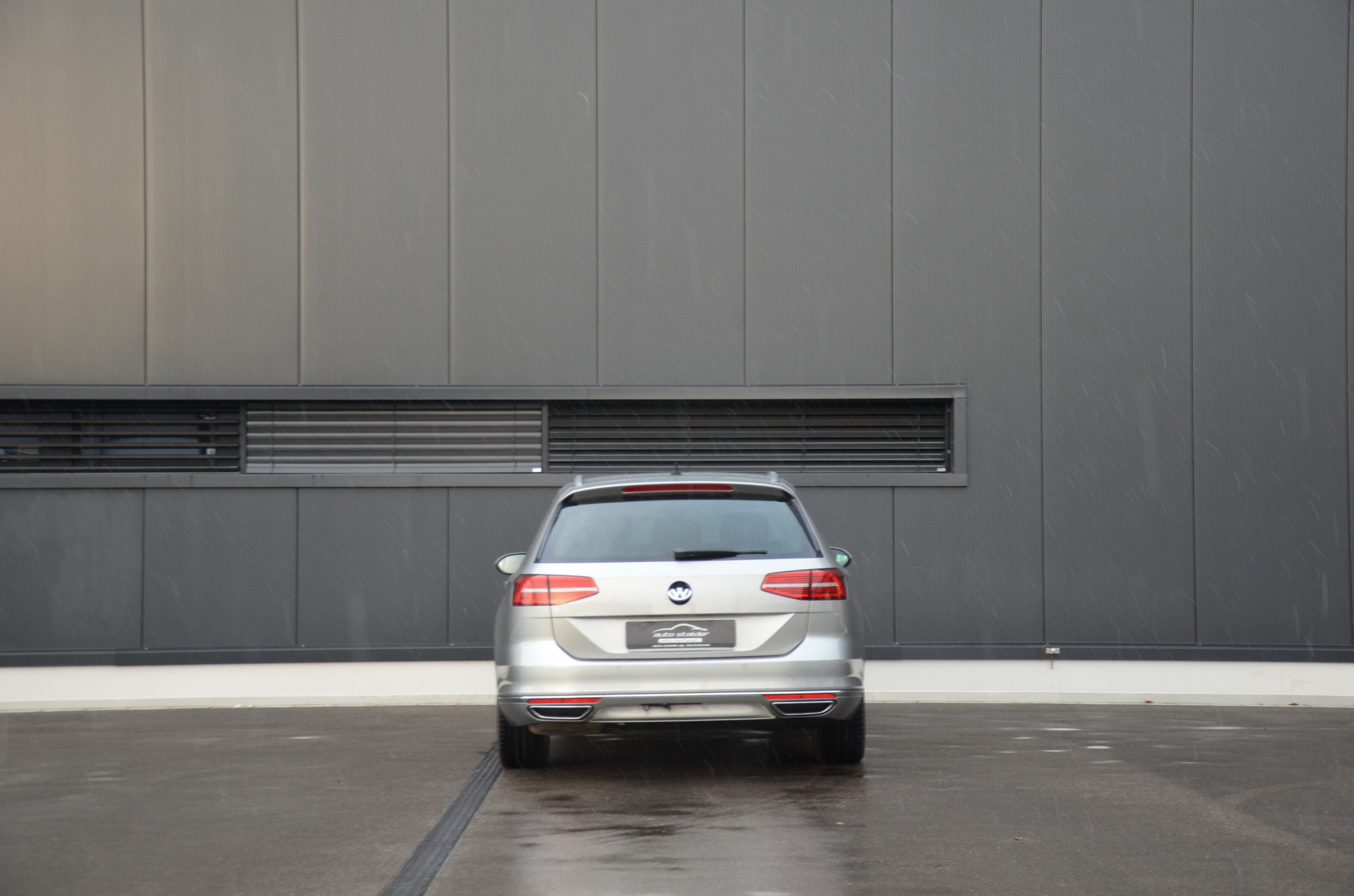 VW Passat Variant 2.0 TDI BMT High. DSG 4Motion-image-7