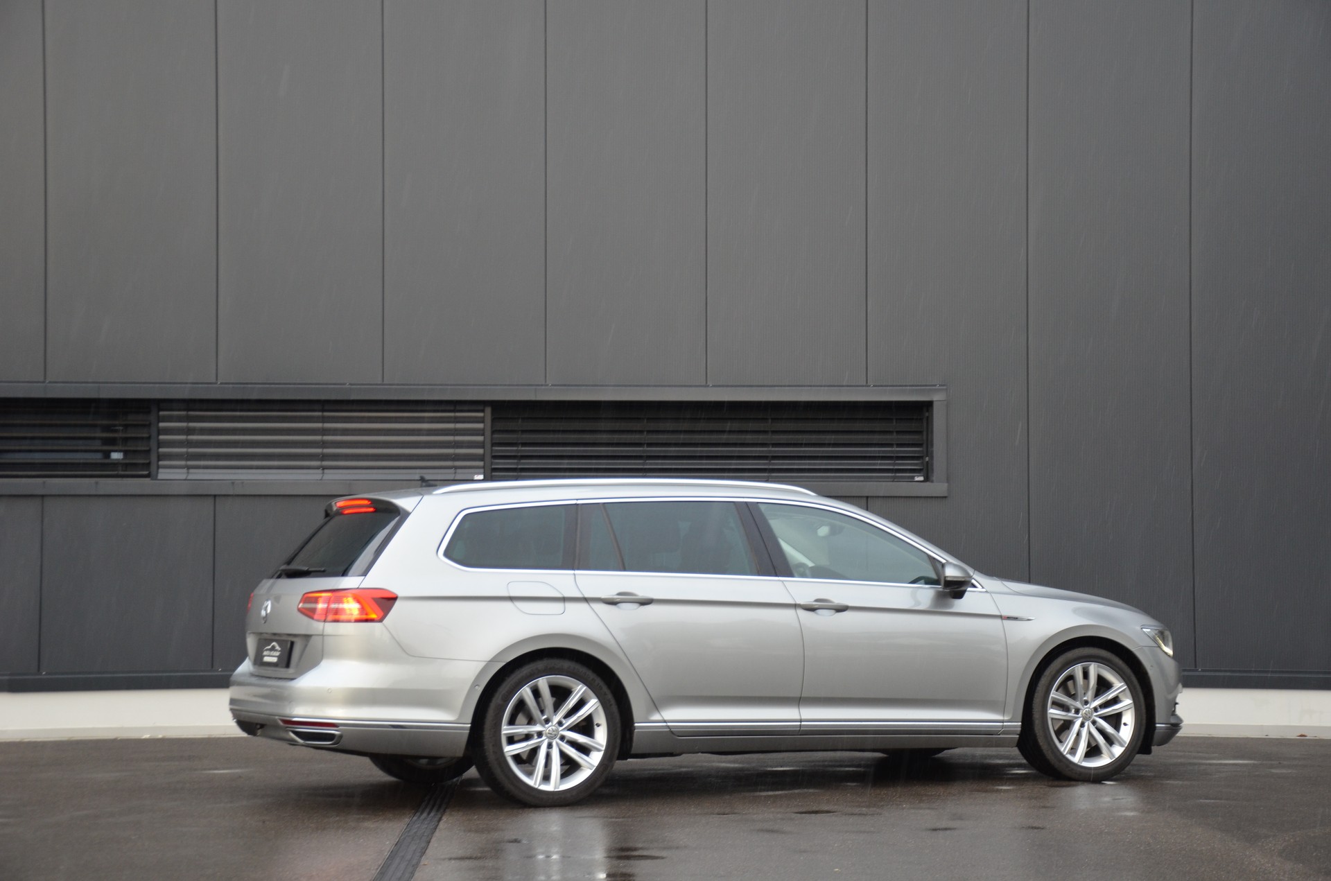 VW Passat Variant 2.0 TDI BMT High. DSG 4Motion-showroom-element-3