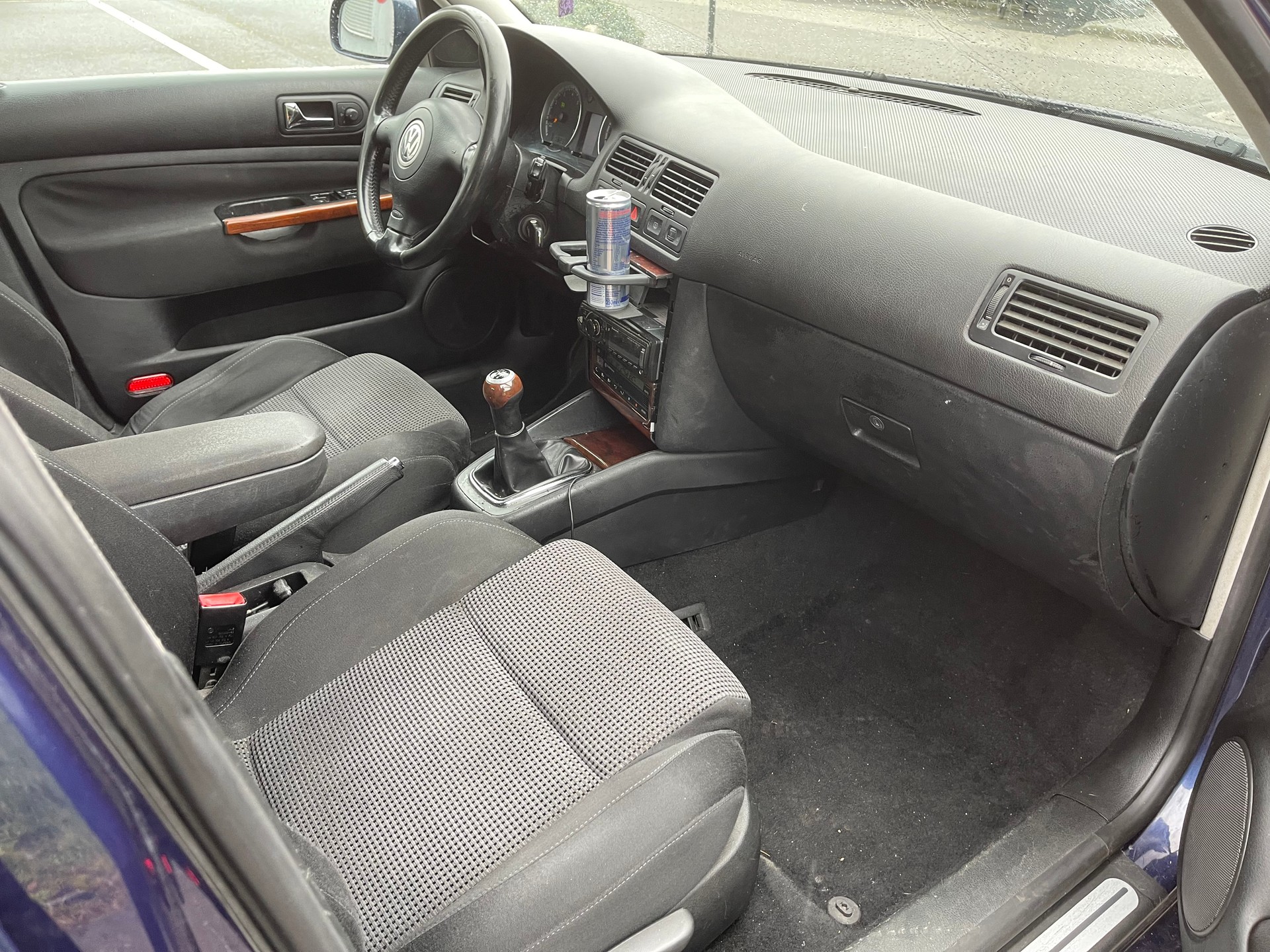 VW Bora Variant 2.8 Highline 4Motion-image-8