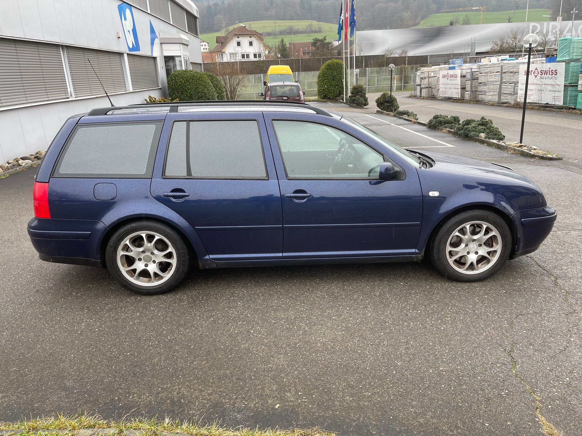 VW Bora Variant 2.8 Highline 4Motion-image-4