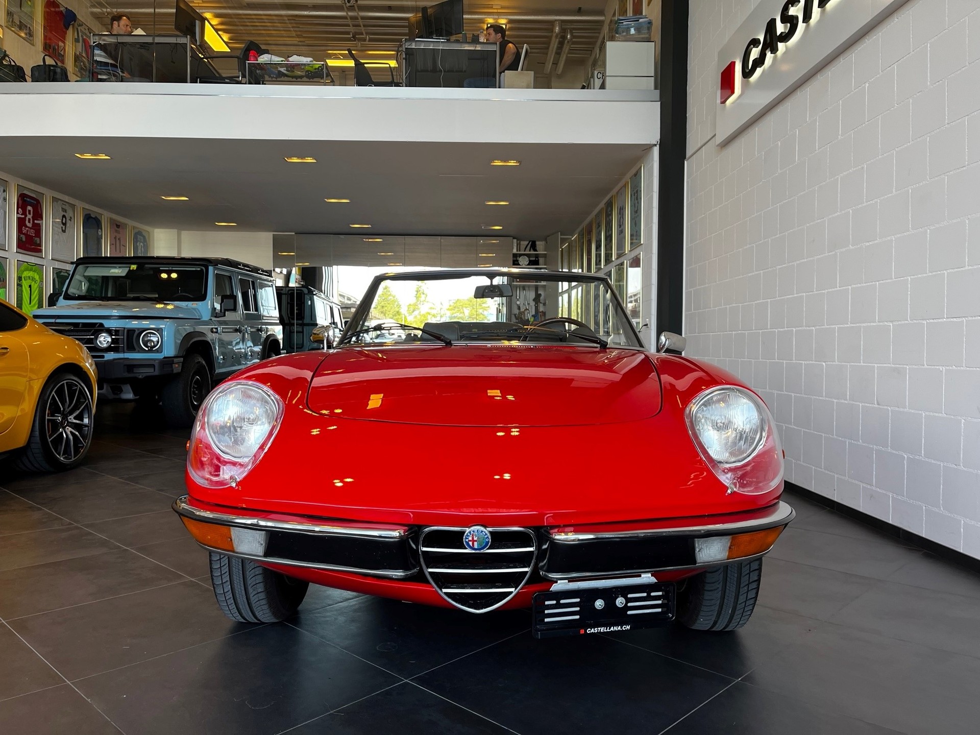 ALFA ROMEO Spider 2.0 (Veloce)-showroom-element-2