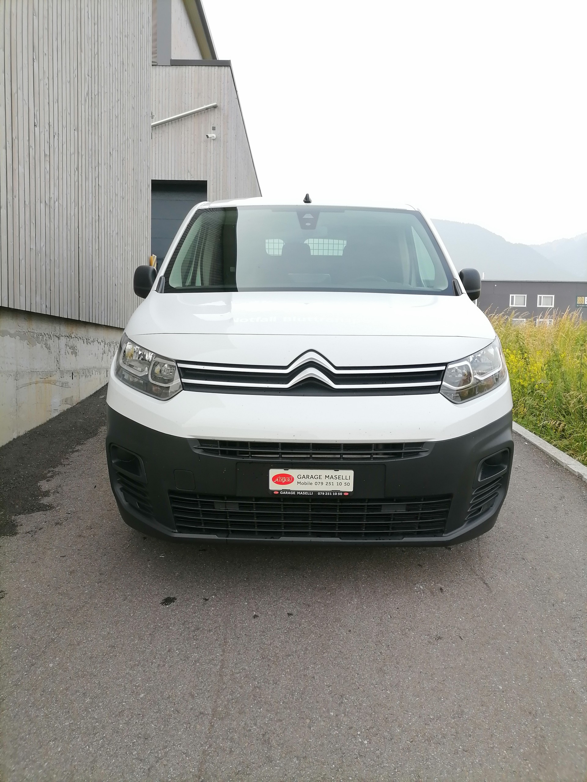 CITROEN Berlingo Van 1.5 Blue HDi 100 s/s Swiss Edition