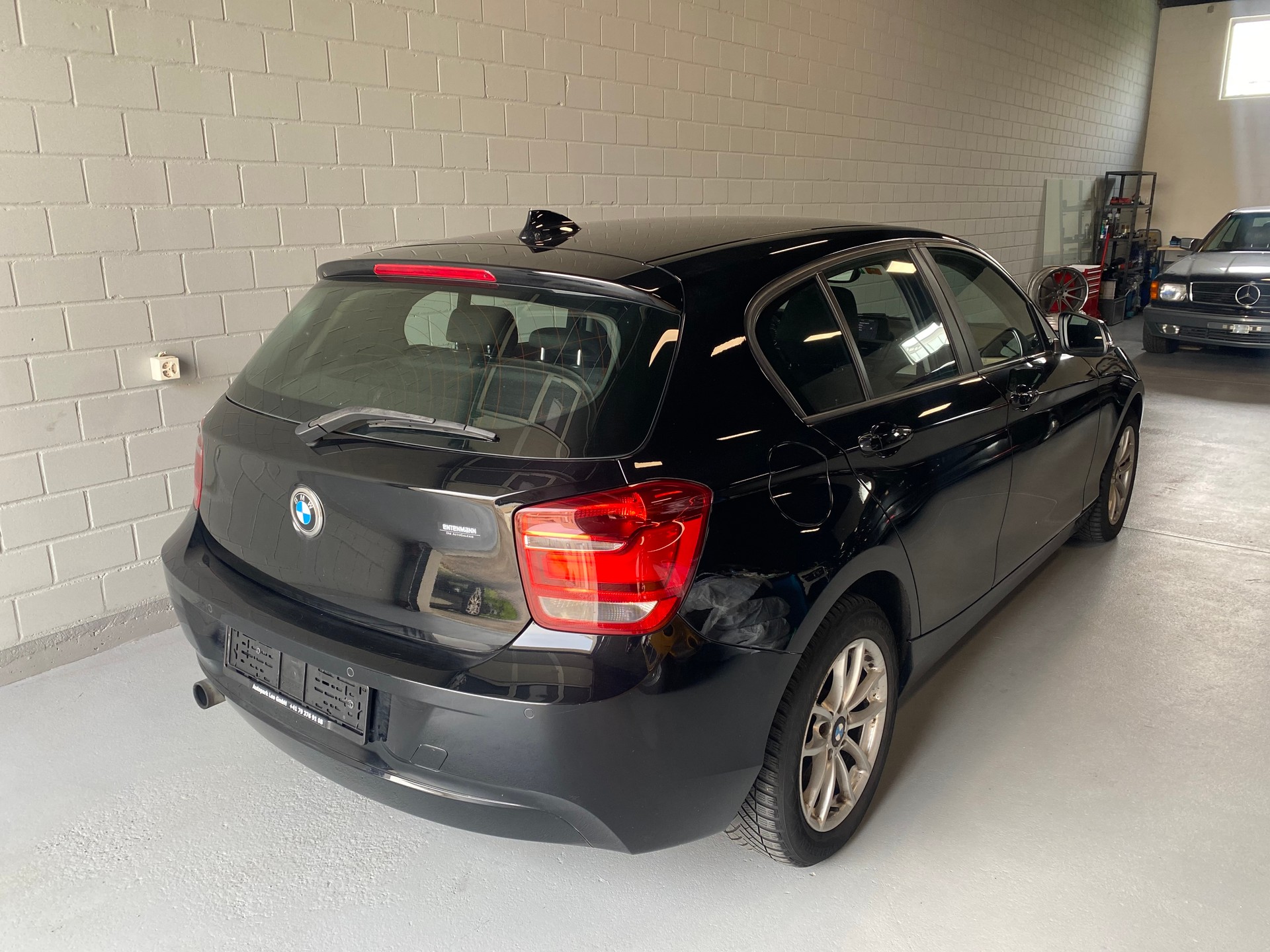 BMW 116i Sport Line Steptronic-image-4